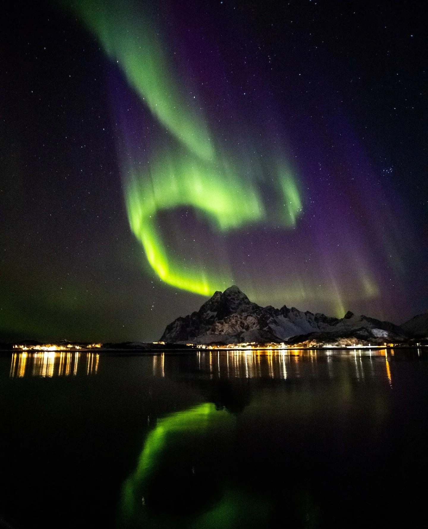 Blink and you’ll miss it.
Or just stay outside a little longer — totally worth it. ❄️👀