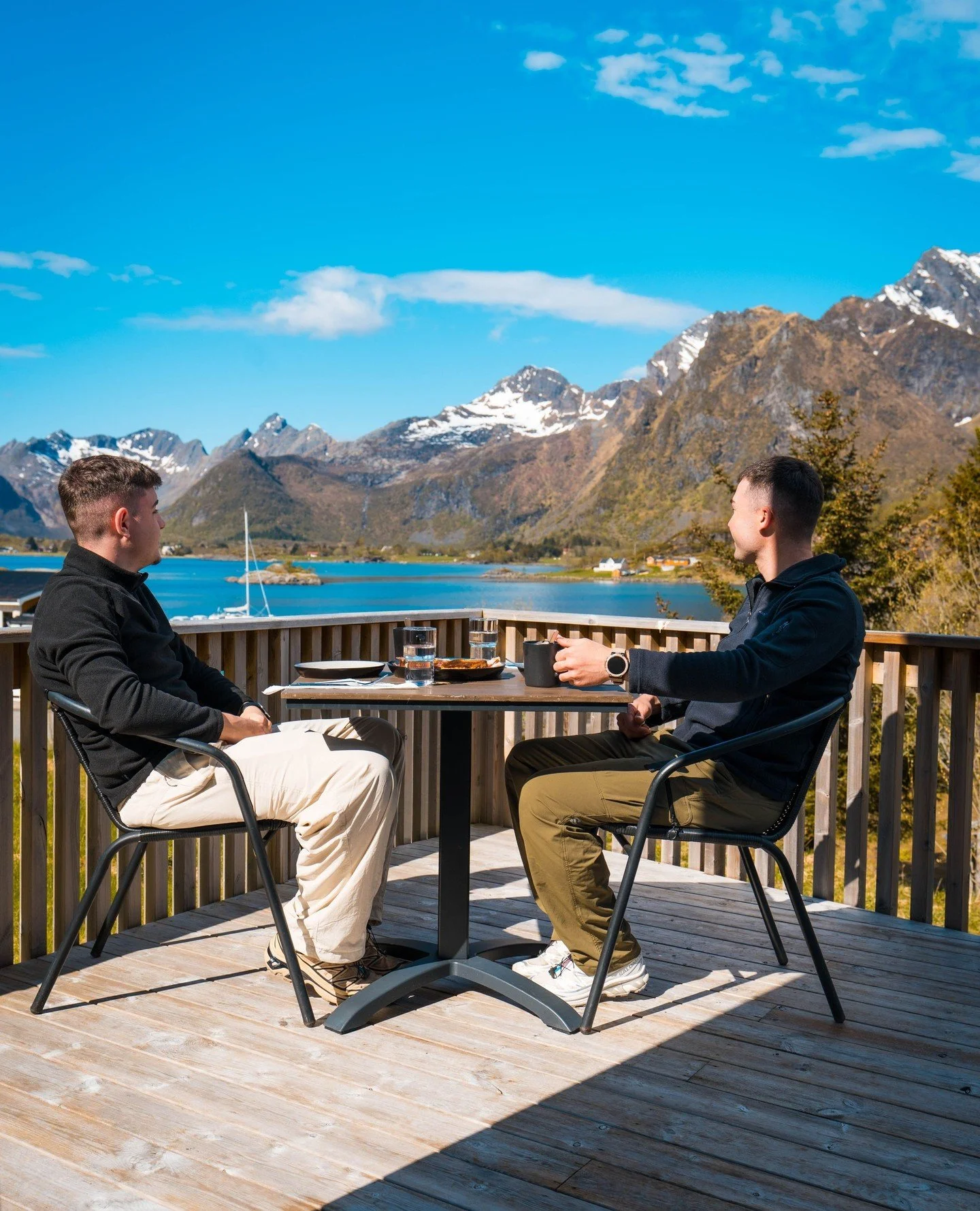 Breakfast in the sun.⁠
Slow mornings in the cabin.⁠
Bikes out all afternoon.⁠
Spa session to finish the day.⁠
⁠
A pretty good way to do Lofoten, if you ask us.⁠
⁠
And yes &mdash; book your stay on our website and get free bike rental for one day 🚲⁠
