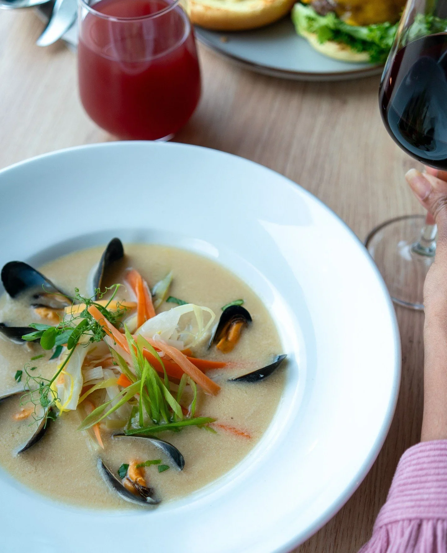 Come hungry.⁠
⁠
We'll take it from there.⁠
⁠
Lunch, dinner and everything in between. Every day.⁠
⁠
Lunch 11:00&ndash;15:00⁠
Dinner 15:00&ndash;22:00