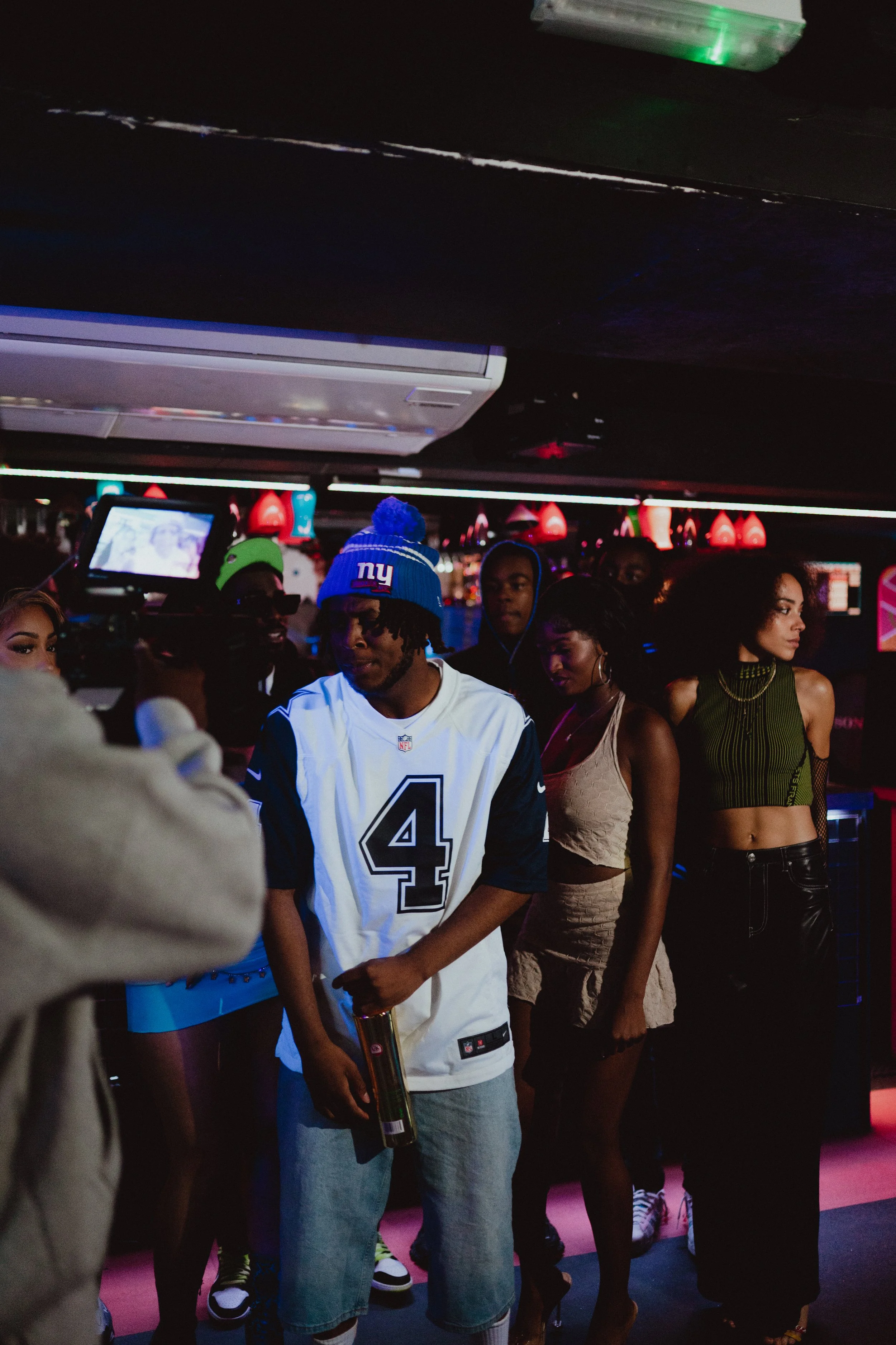 MUSIC VIDEO: Stunna - Dancefloor, Colour.jpeg