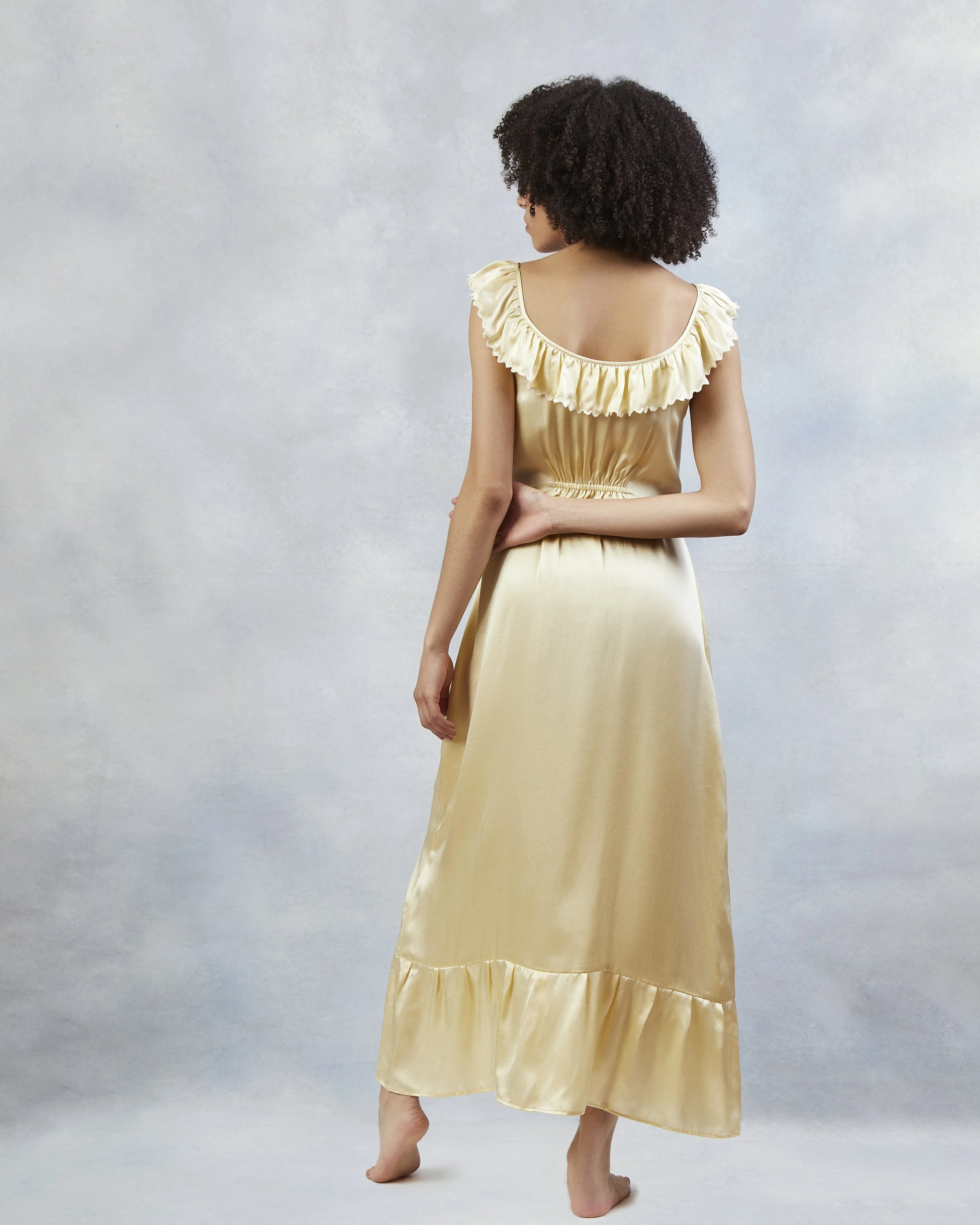 SHOOTS: Felix & Franki - daisy dress, full body.jpg