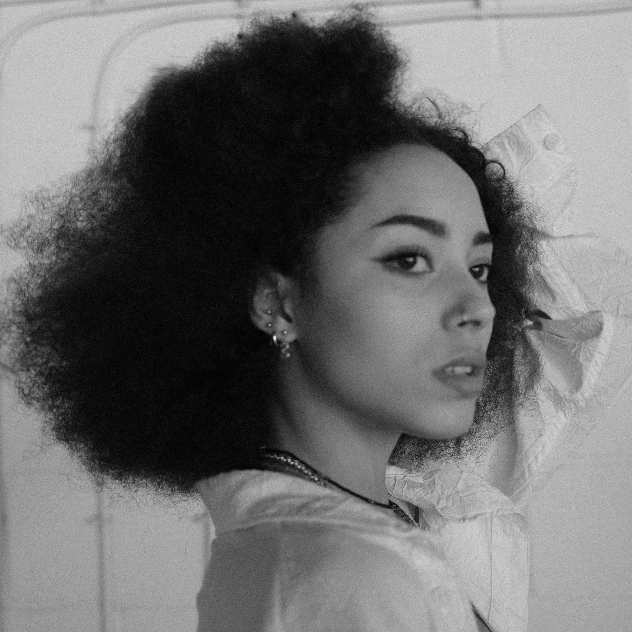 MUSIC VIDEOS: Sophie Faith, Heart On My Sleeve - BTS.JPG