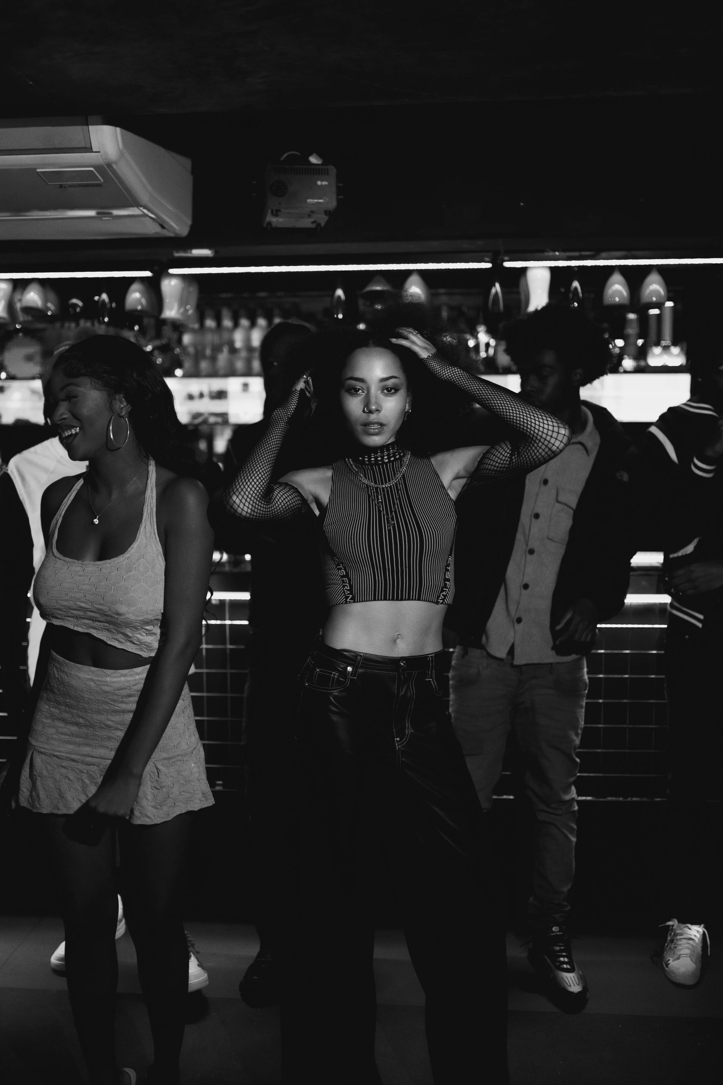MUSIC VIDEO: Stunna - Dancefloor, B&W.jpeg