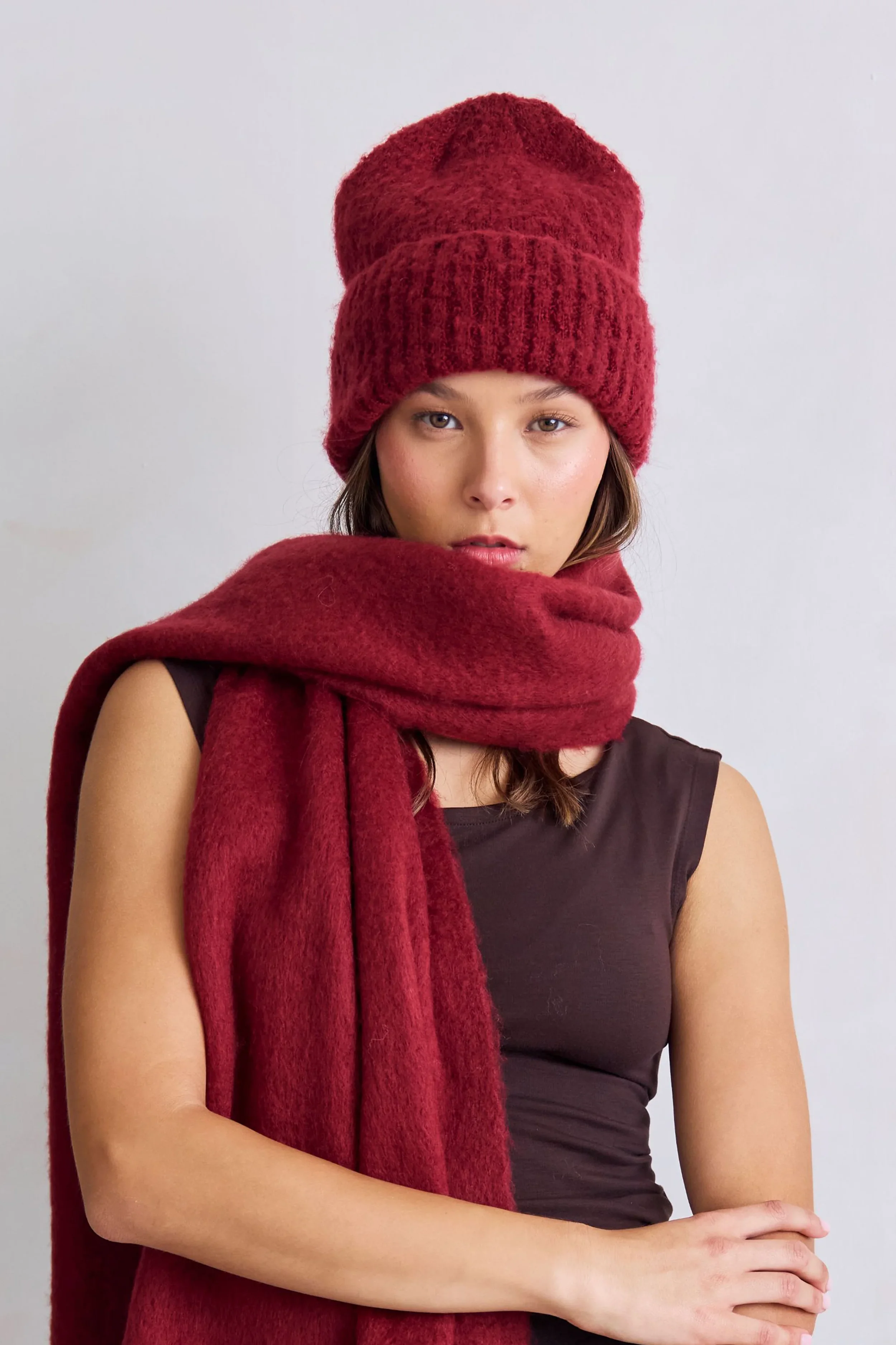 arctic-fox-recycled-reykjavik-beanie-burgundy-autumn-winter-25-i3c.jpg.webp