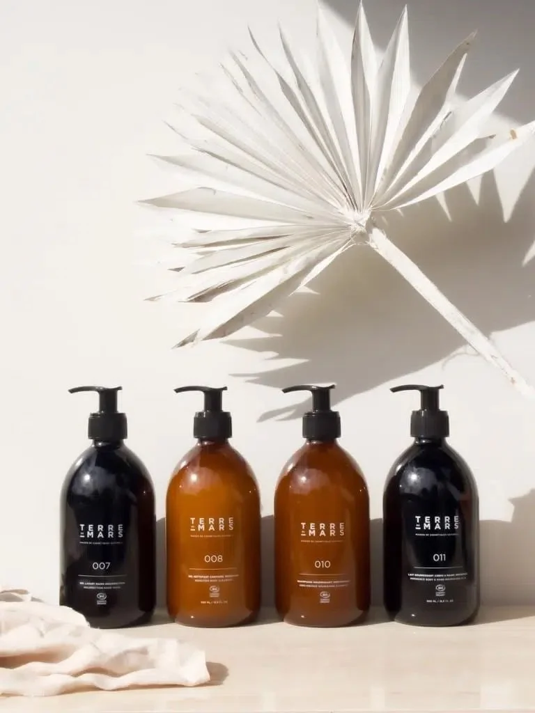 c1f2499e-e3f0-42a9-90b1-50370d412096-1 copy.jpg