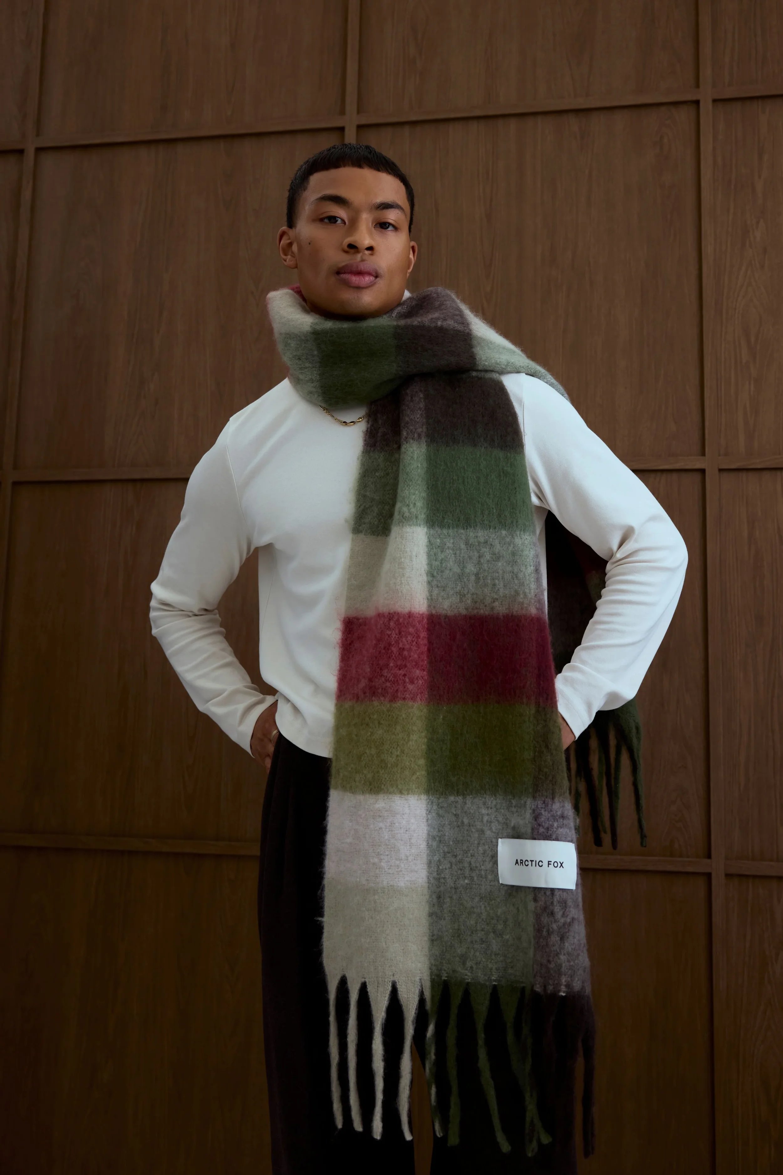 arctic-fox-recycled-reykjavik-scarf-mossy-green-check-autumn-winter-25-2.jpg.webp