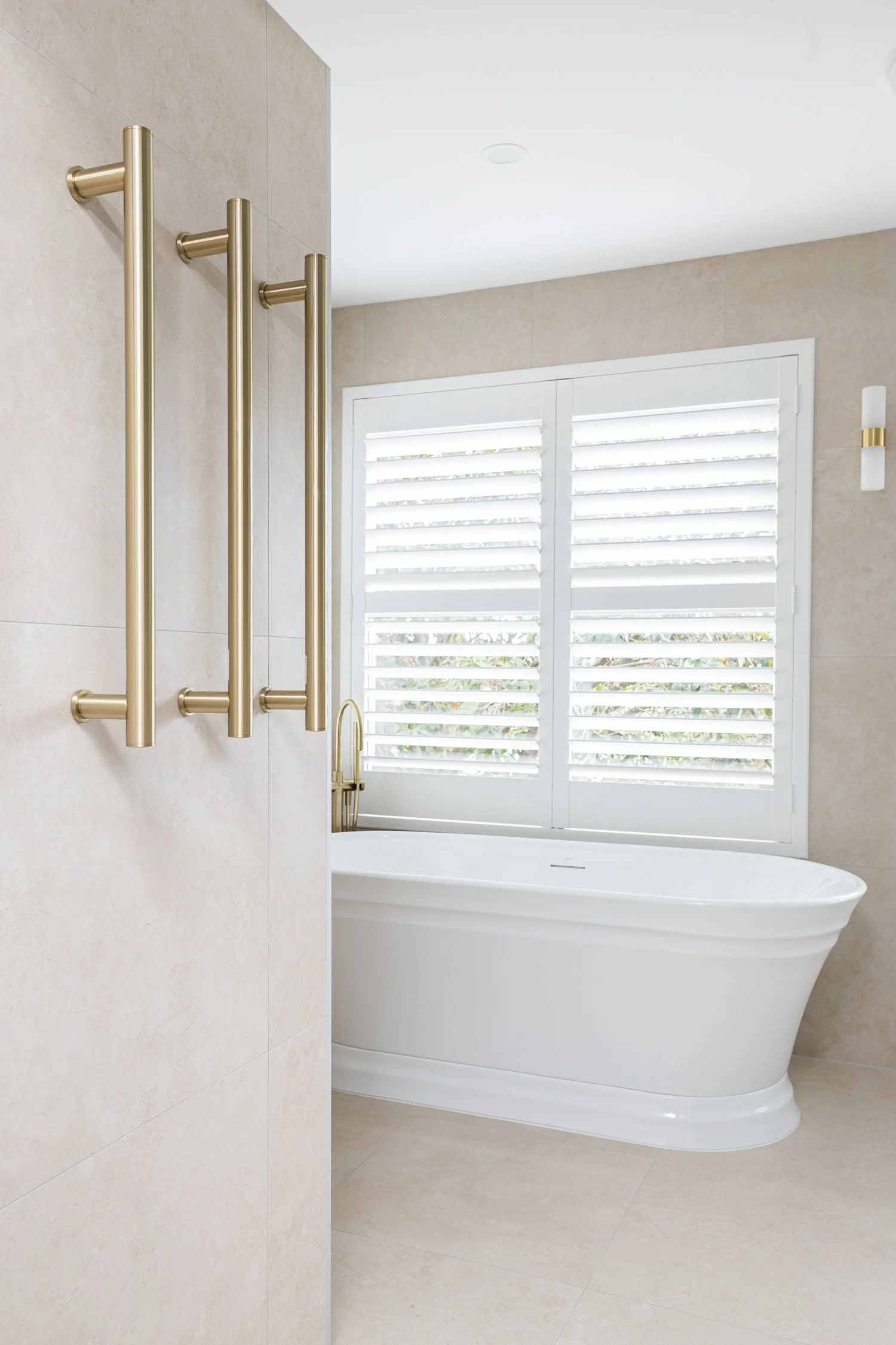 W-9077.jpg