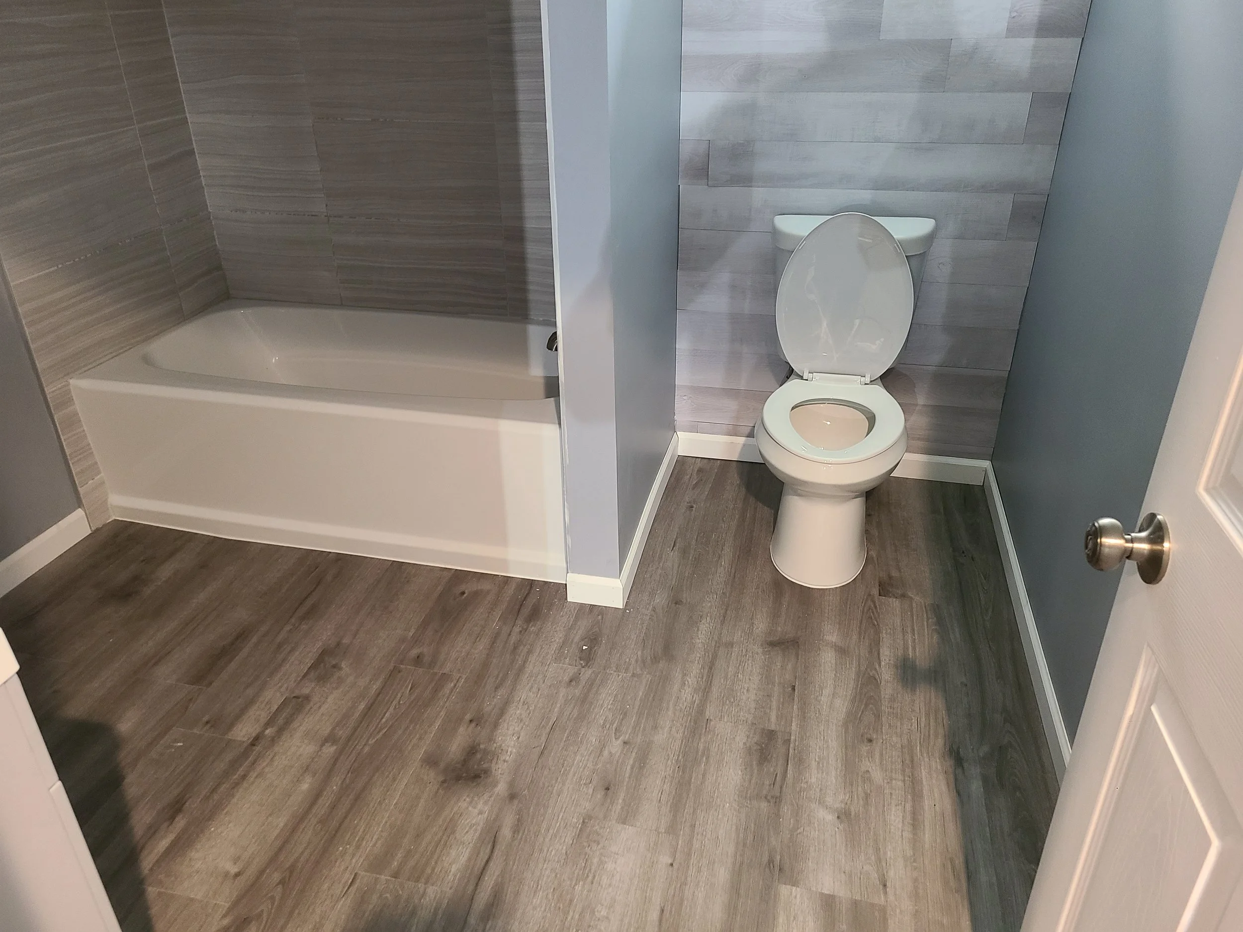 Basement Bathroom.jpg