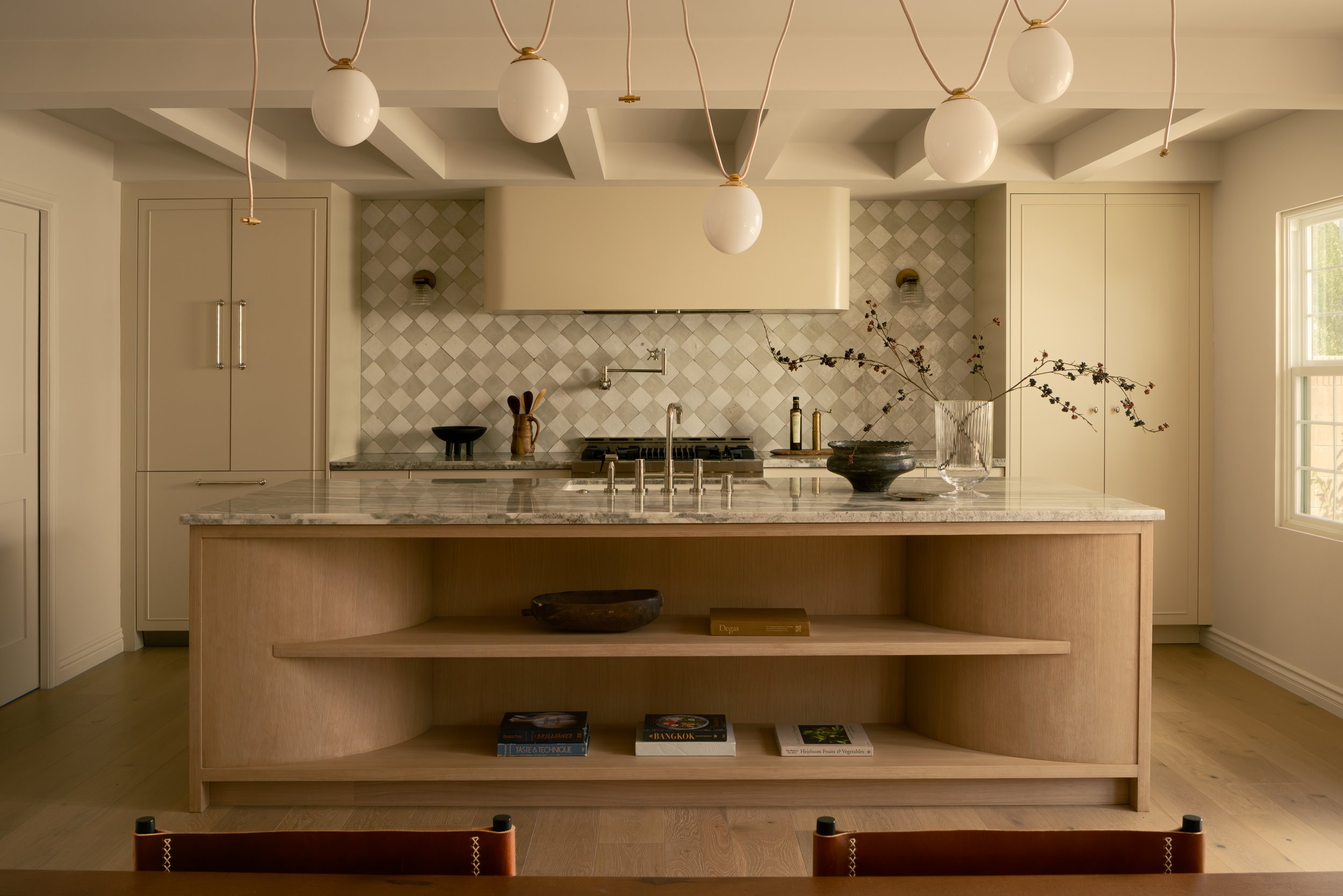 Saint Susan - ©evanramzi - Web-1.jpg