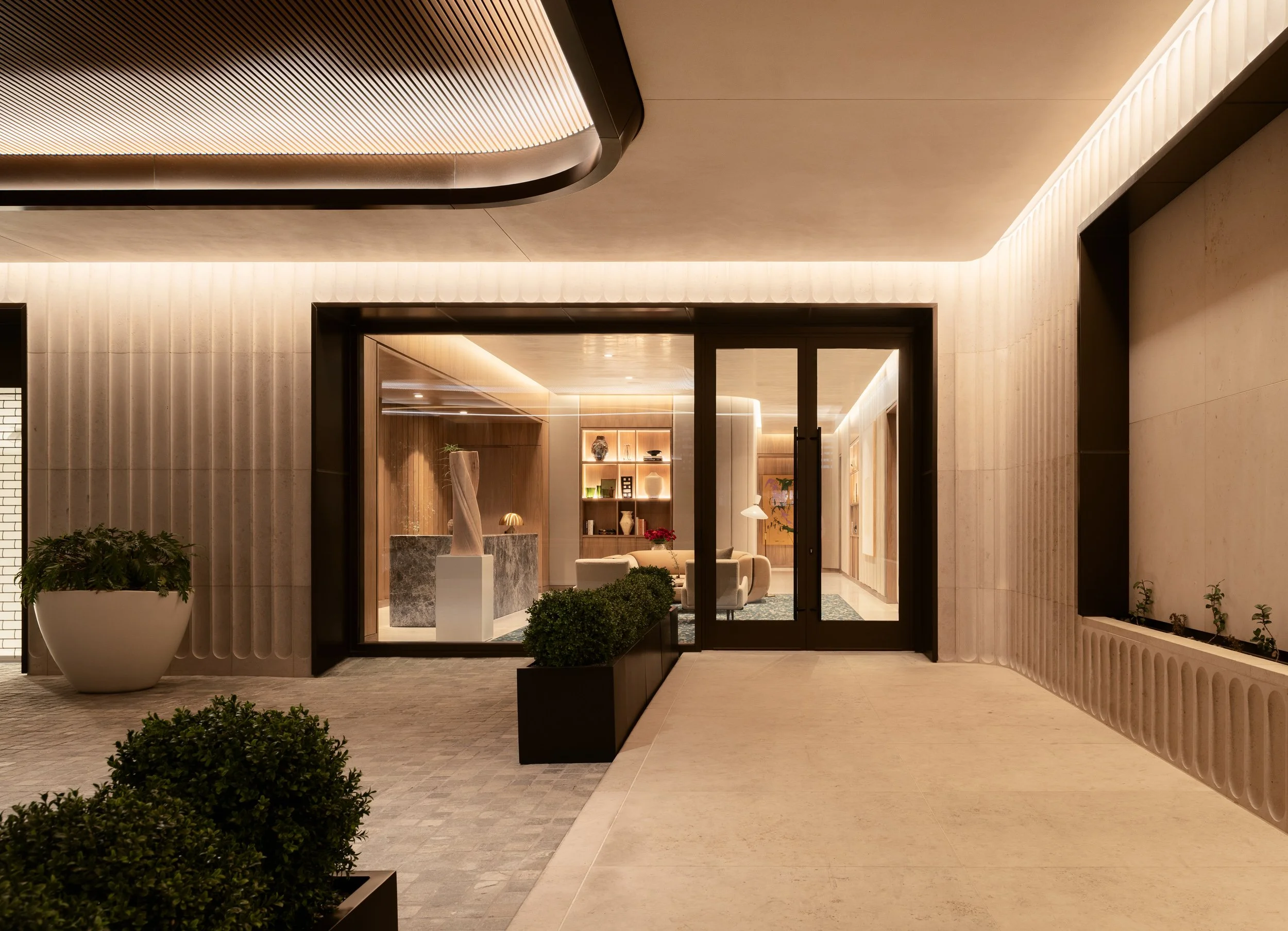 Rosewood Residences Lobby - Porte - ©EvanRamzi - Web-5.jpg