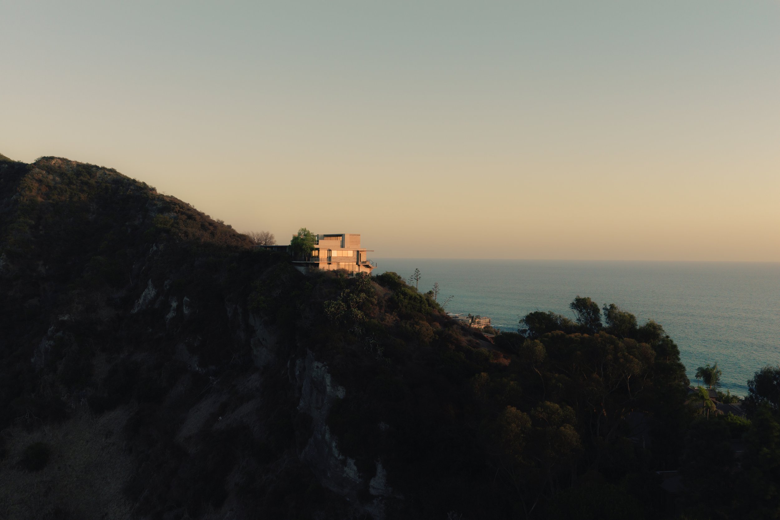 Hangover House - Evan Ramzi - Web-37.jpg