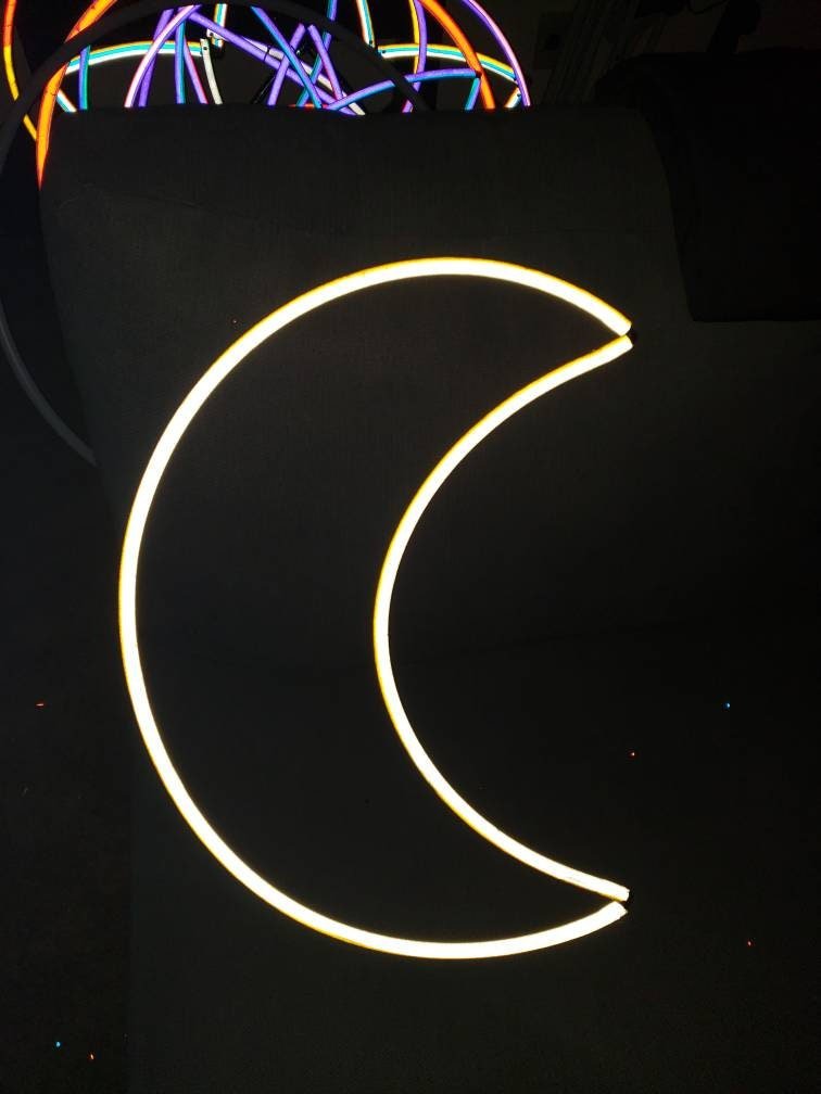 https://i.etsystatic.com/9406173/r/il/04bcda/2112590327/il_fullxfull.2112590327_d2km.jpg