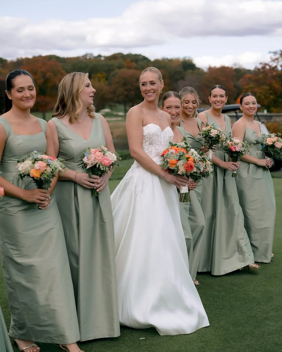 Fall foliage was on full display at this recent October wedding. An incredible backdrop for a beautiful group; their sage green dresses making their bouquets pop.

Floral recipe:
Dahlias
Queen Anne&rsquo;s lace
Pittosporum
Tweedia
Ranunculus
Roses

?