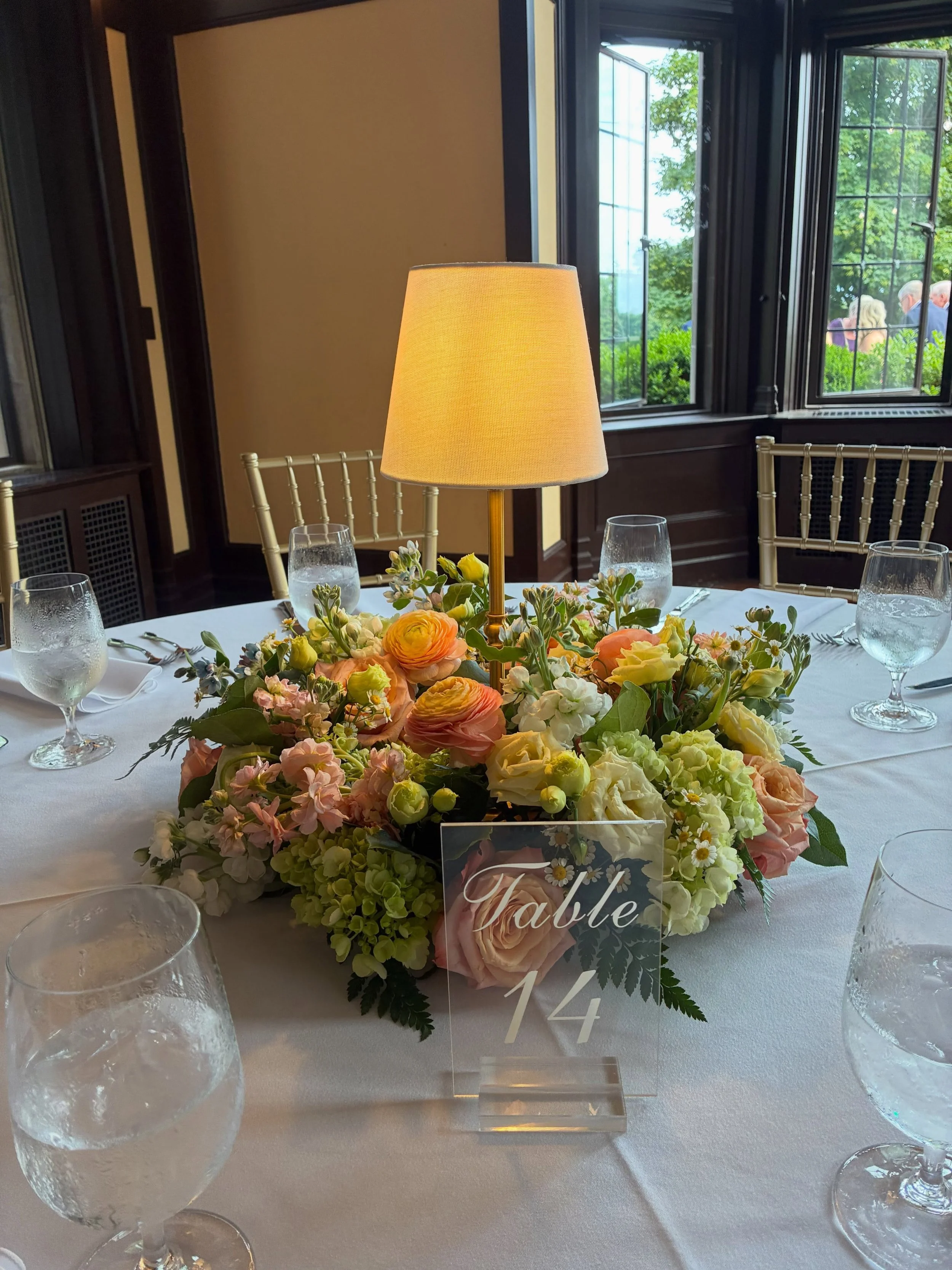 A moment for this club lamp centerpiece ✨

We love when a bride &amp; groom comes to us with a new concept we&rsquo;ve never executed before. We loved designing these and hope the lamp trend continues!