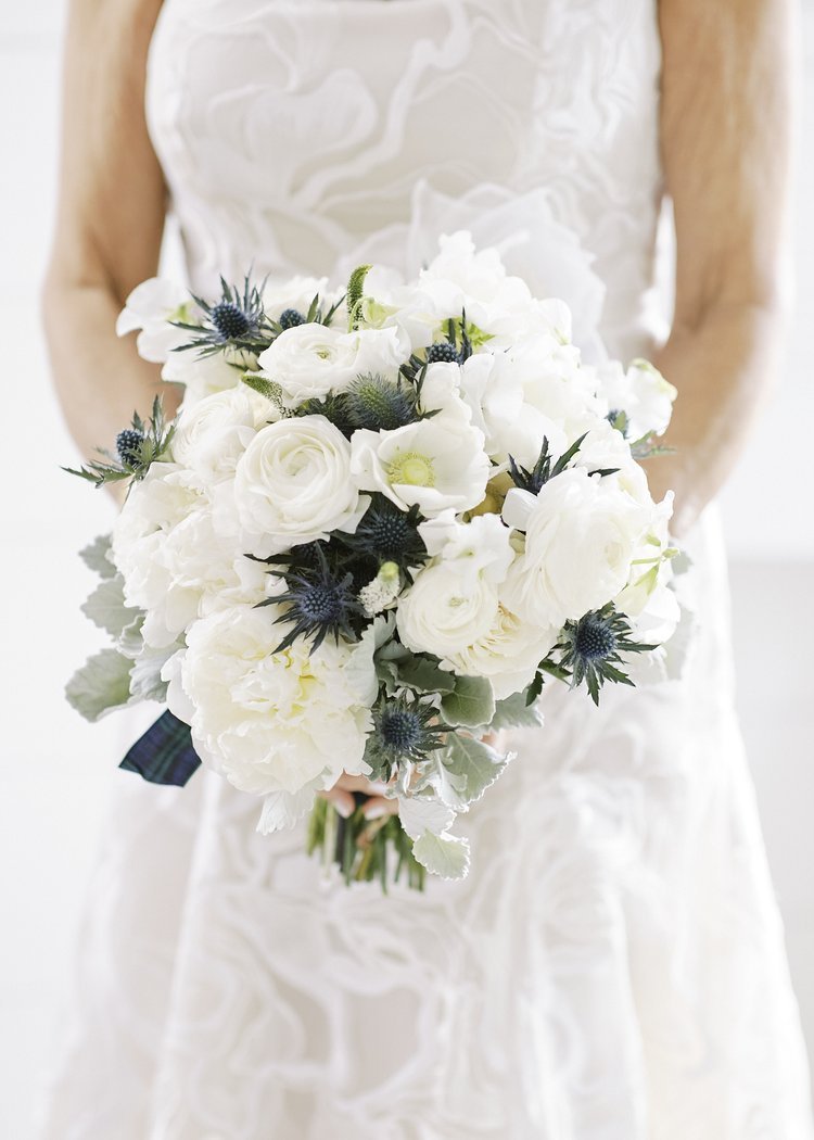 230610_GraybarnsontheSilvermineRiverWeddingPhotography_By_BriJohnsonWeddings026.jpg
