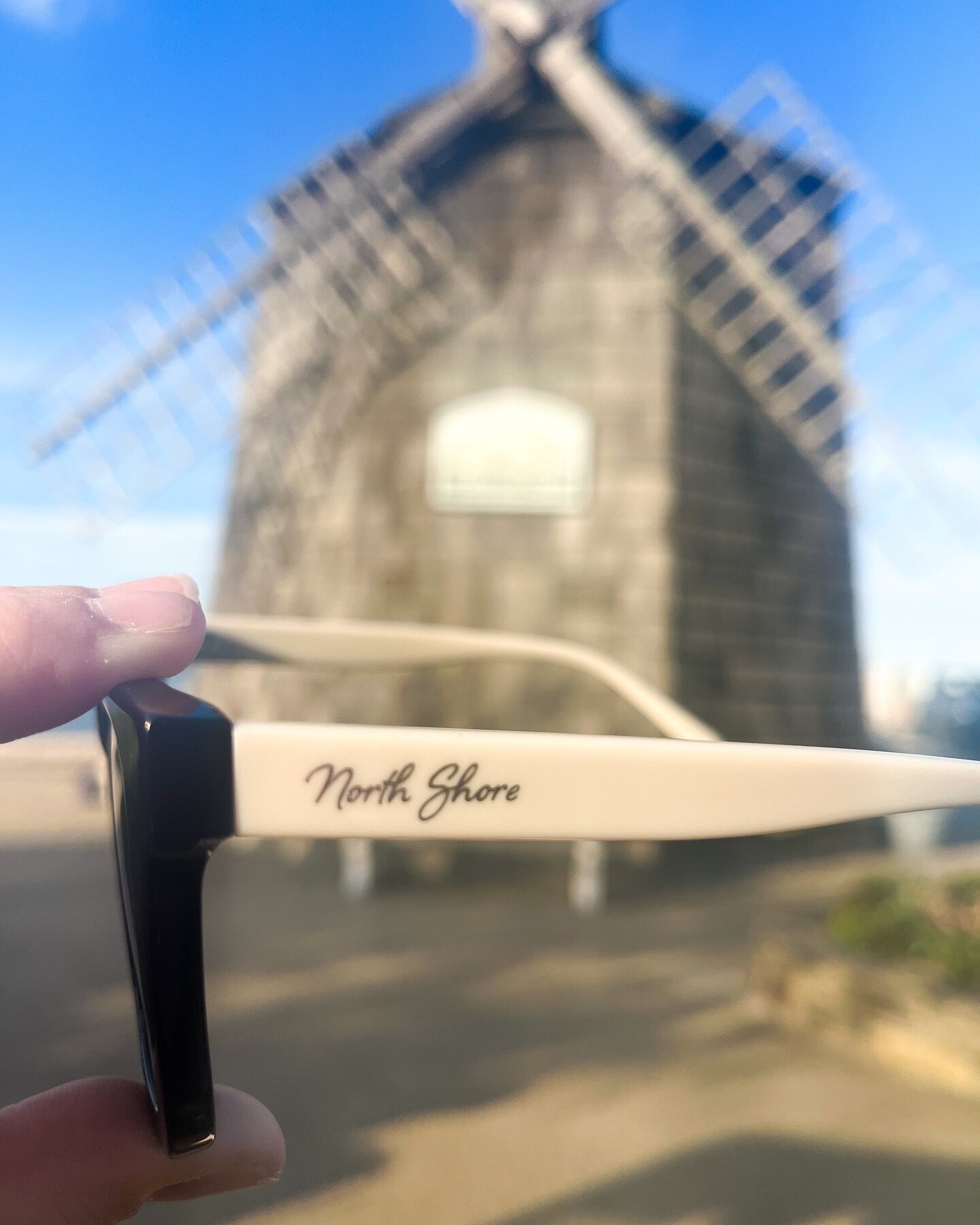 Happy February! One month closer to spring/summer ☀️We are SO excited for sunnier days and all that&rsquo;s to come in 2024 😎

#sunglassesstyle 
#sagharbor 
#womenowned 
#smallbusiness 
#boutiqueshopping 
#longisland 
#windmill
