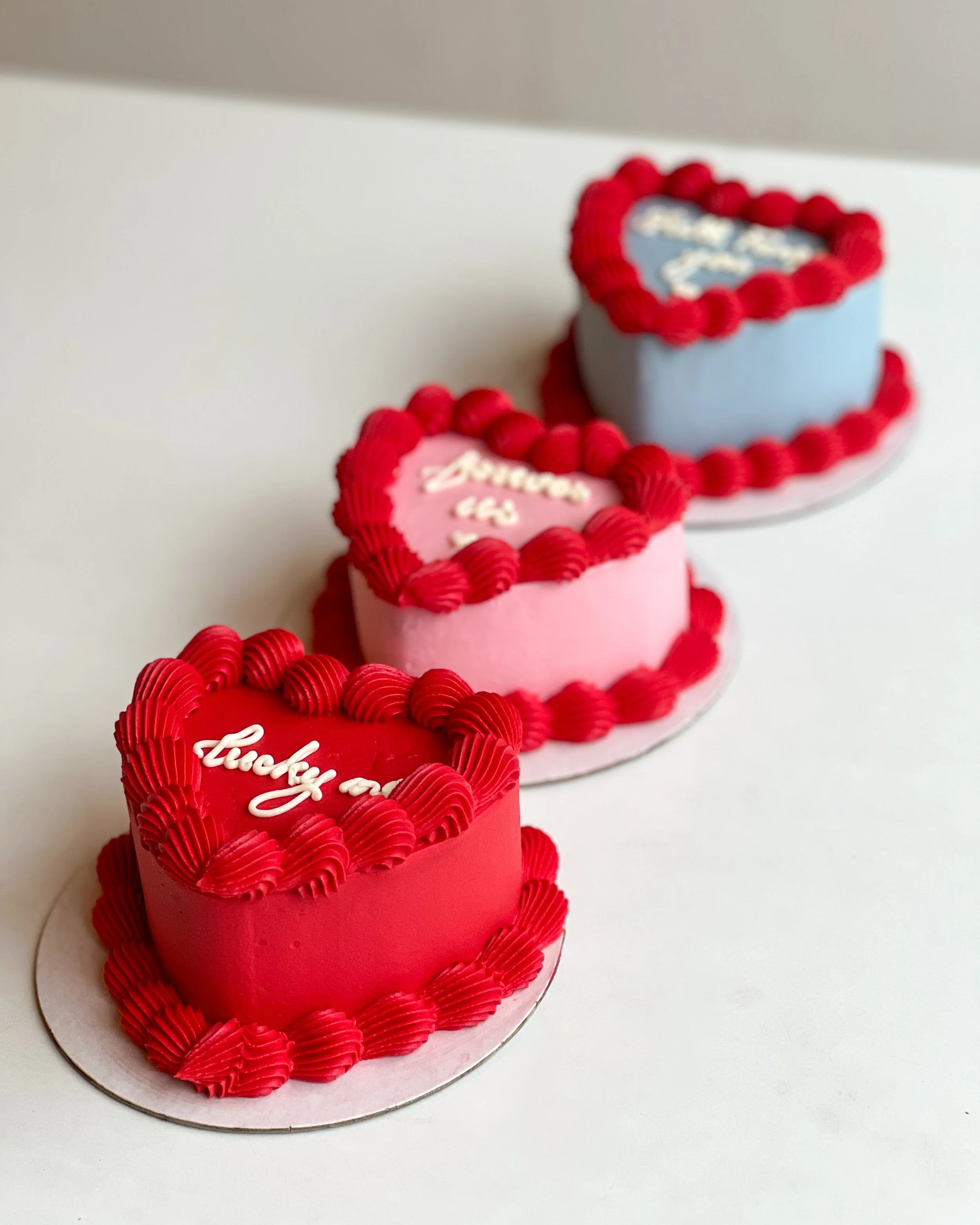 Vintage Heart Bento Cake (feeds 2-3)