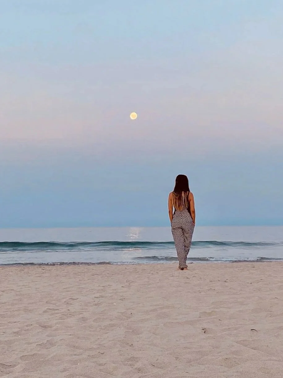 The Lone Wolf: Why Asking for Help Feels So Hard