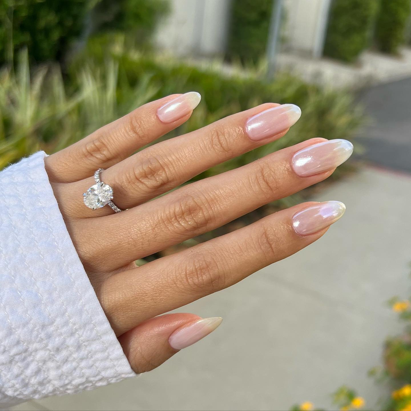 Nail Looks That Are Popular and Going Out This Spring