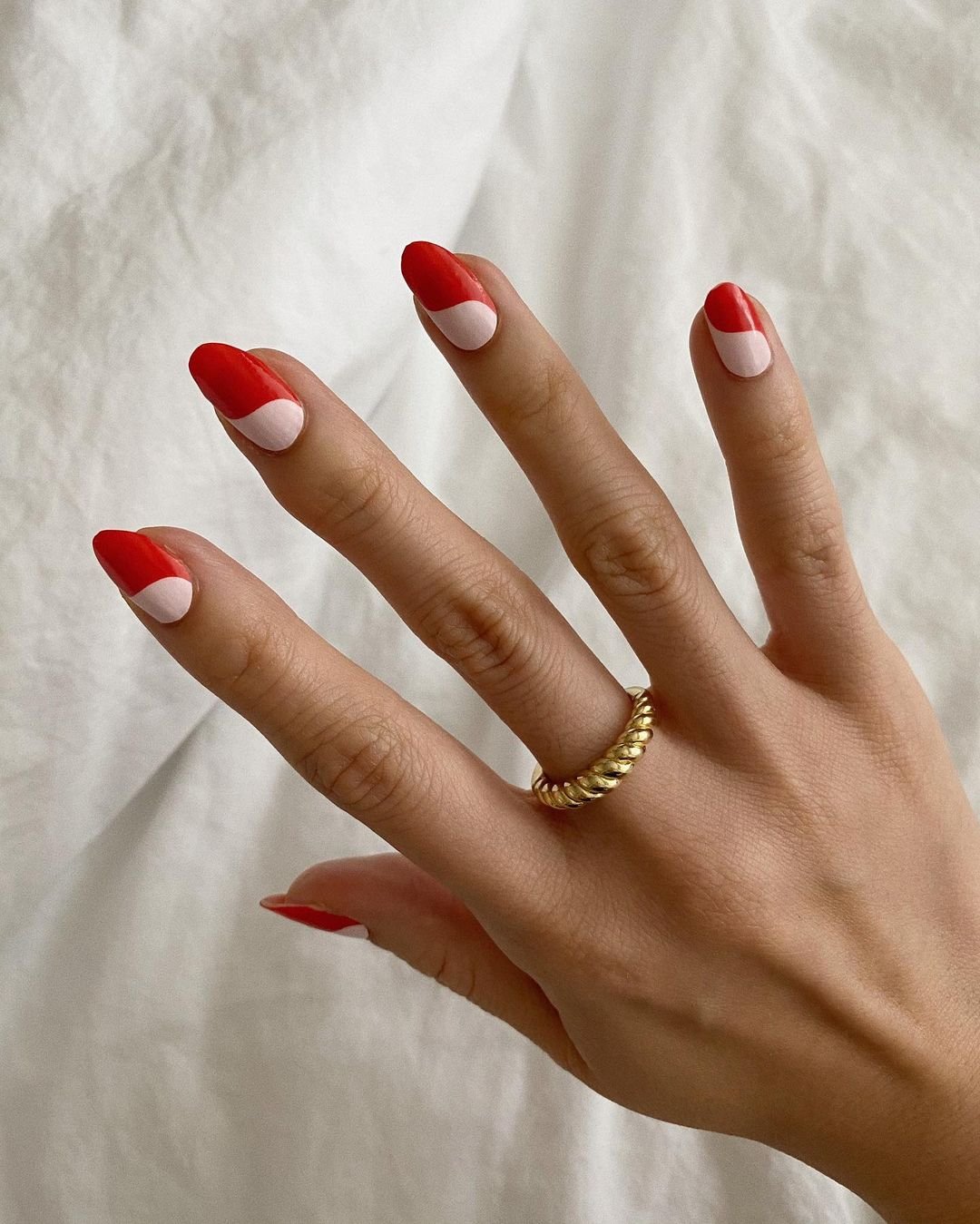 40 Chic Minimalist Nail Designs For Your Next Manicure