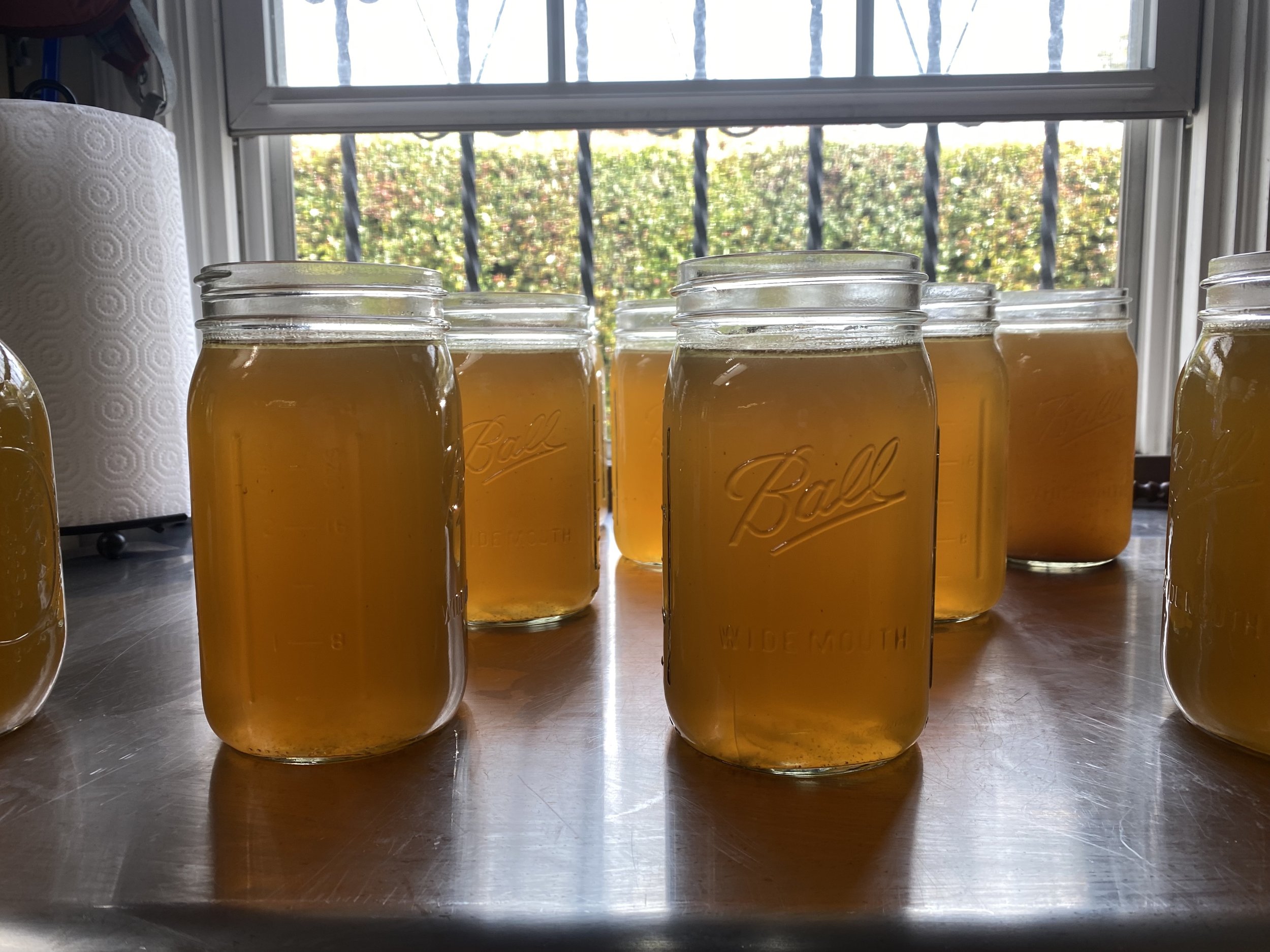 Lineage Bone Broth1.jpeg