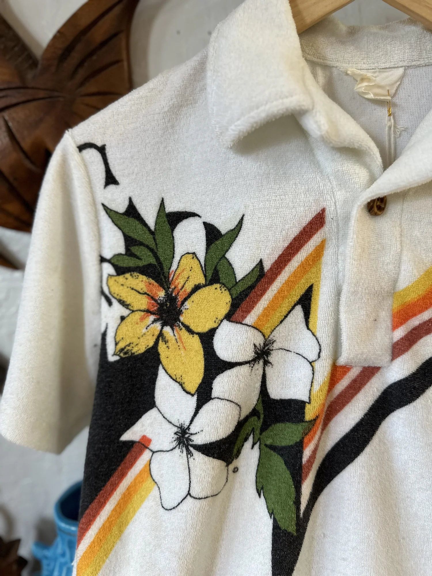 Vintage Lightning Bolt Terry Cloth shirt | Fonda's Daughter