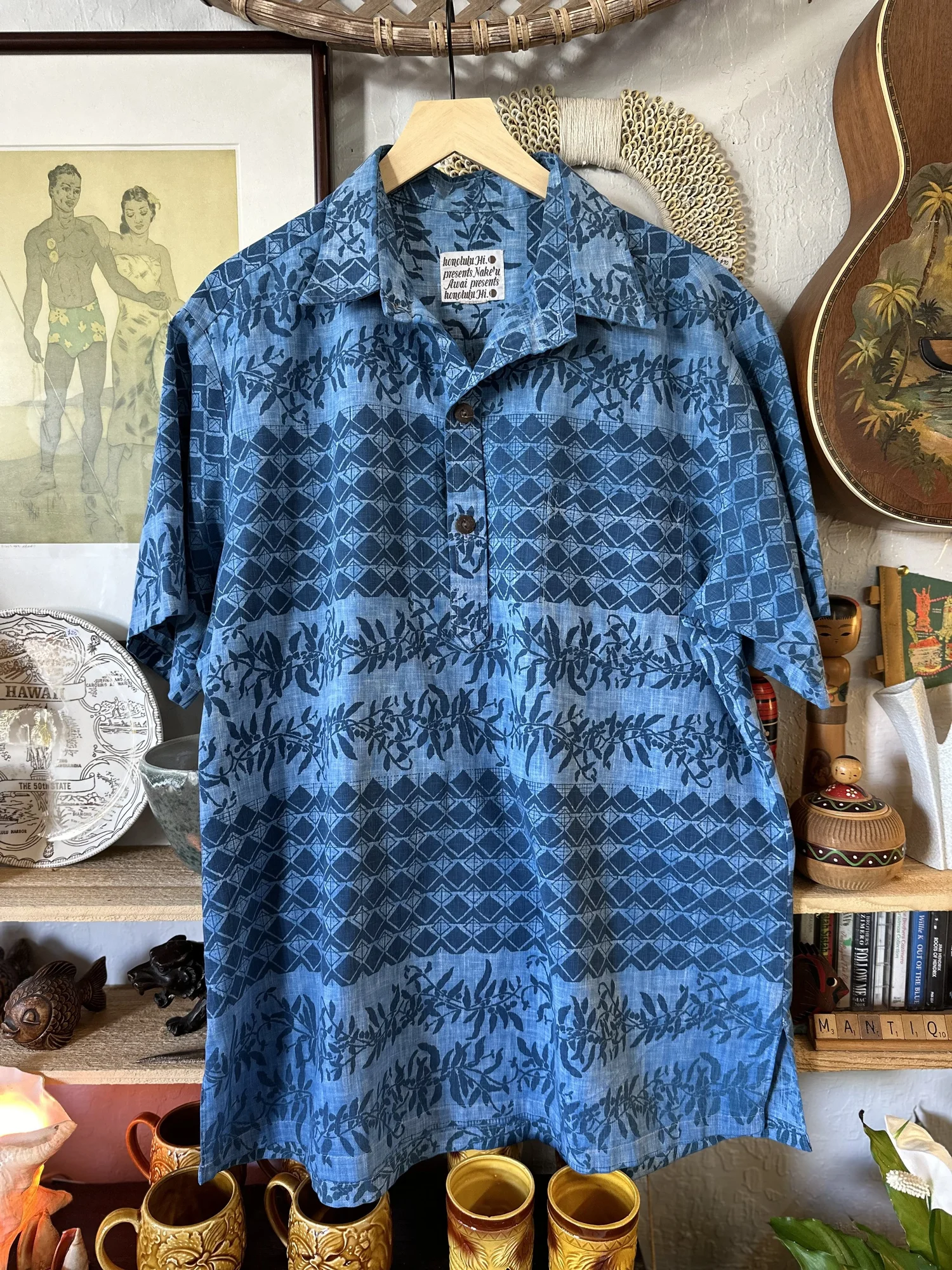 Nake'u Awai honolulu Hi.アロハシャツ Vintage Nake'u Awai blue printed aloha shirt XL | Fonda's Daughter