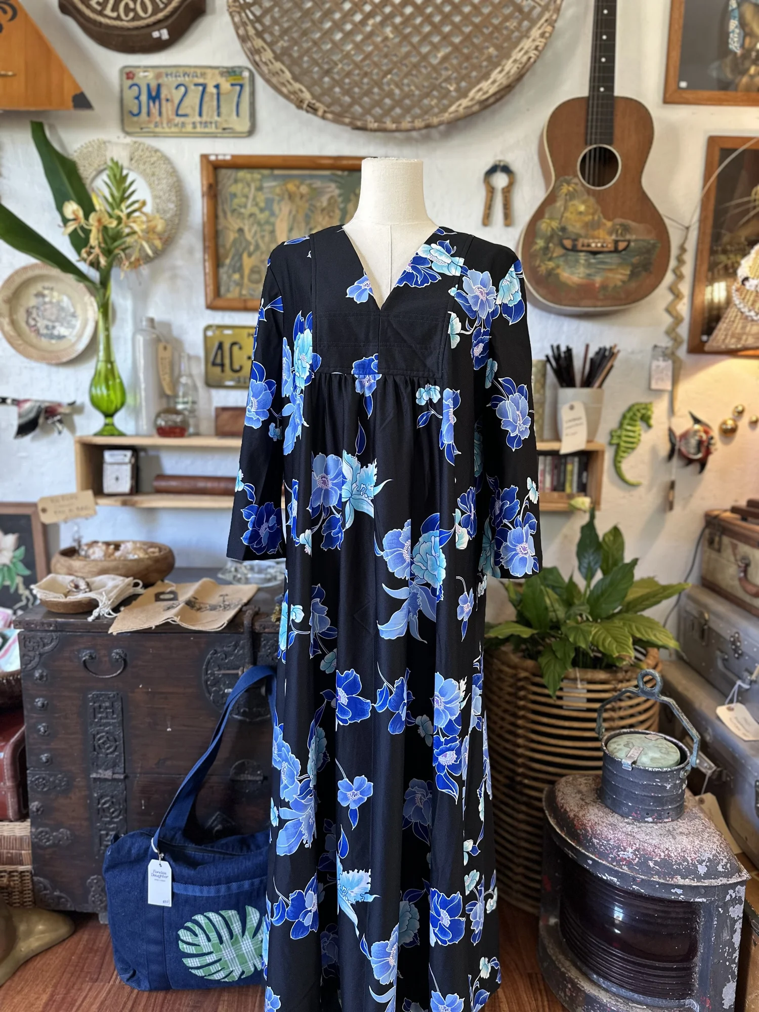 Vintage muumuu by Sears Hawaiian Fashions | Fonda's Daughter