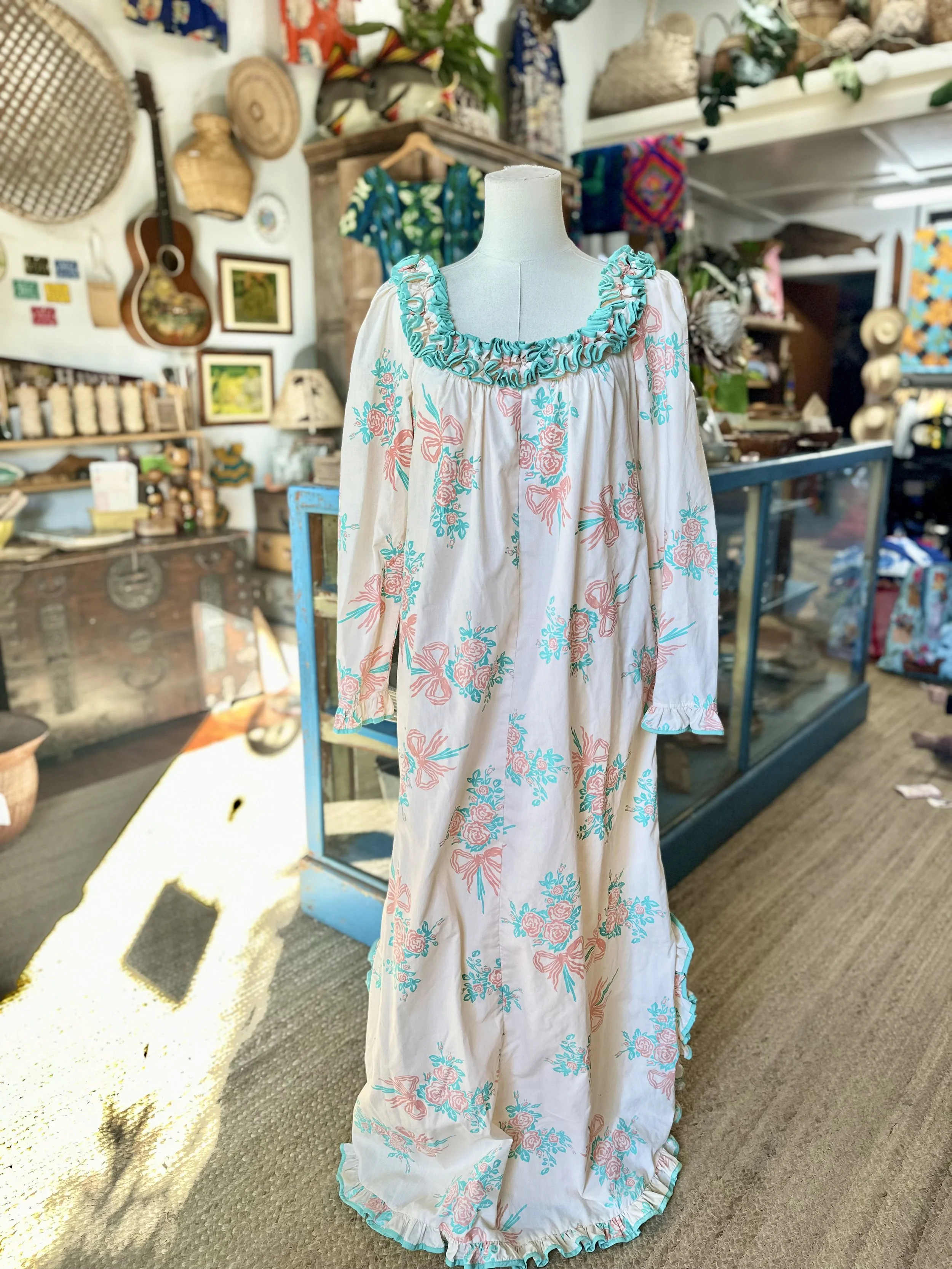 Vintage Princess Kaiulani muumuu