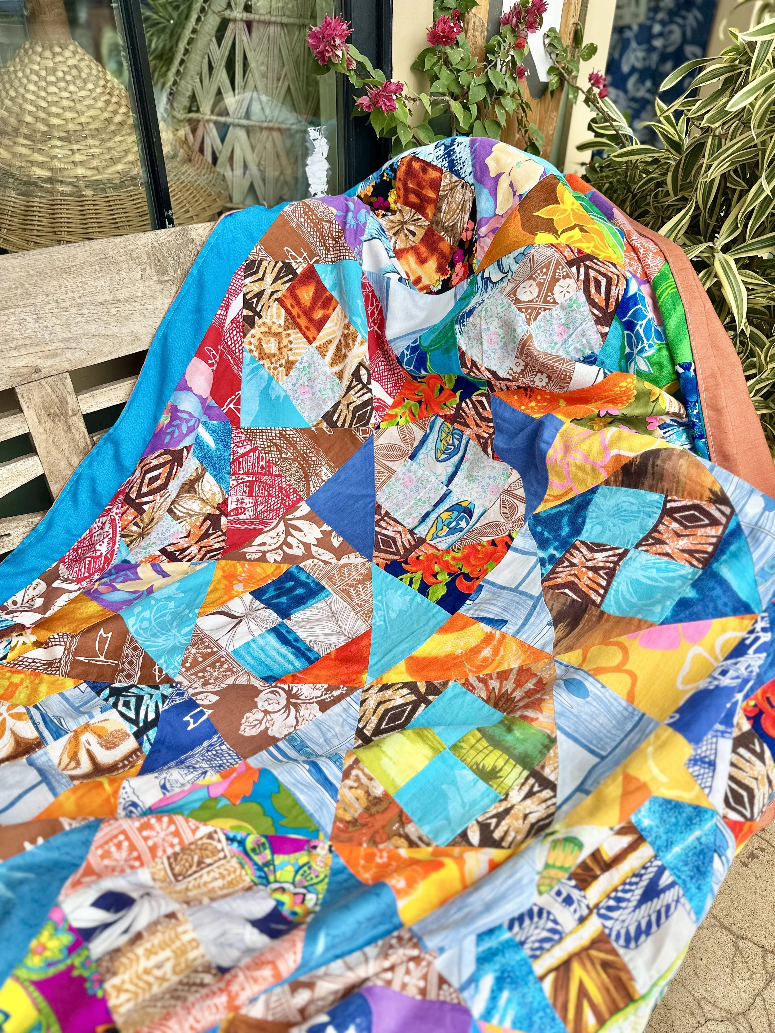 Vintage Hawaii made quit