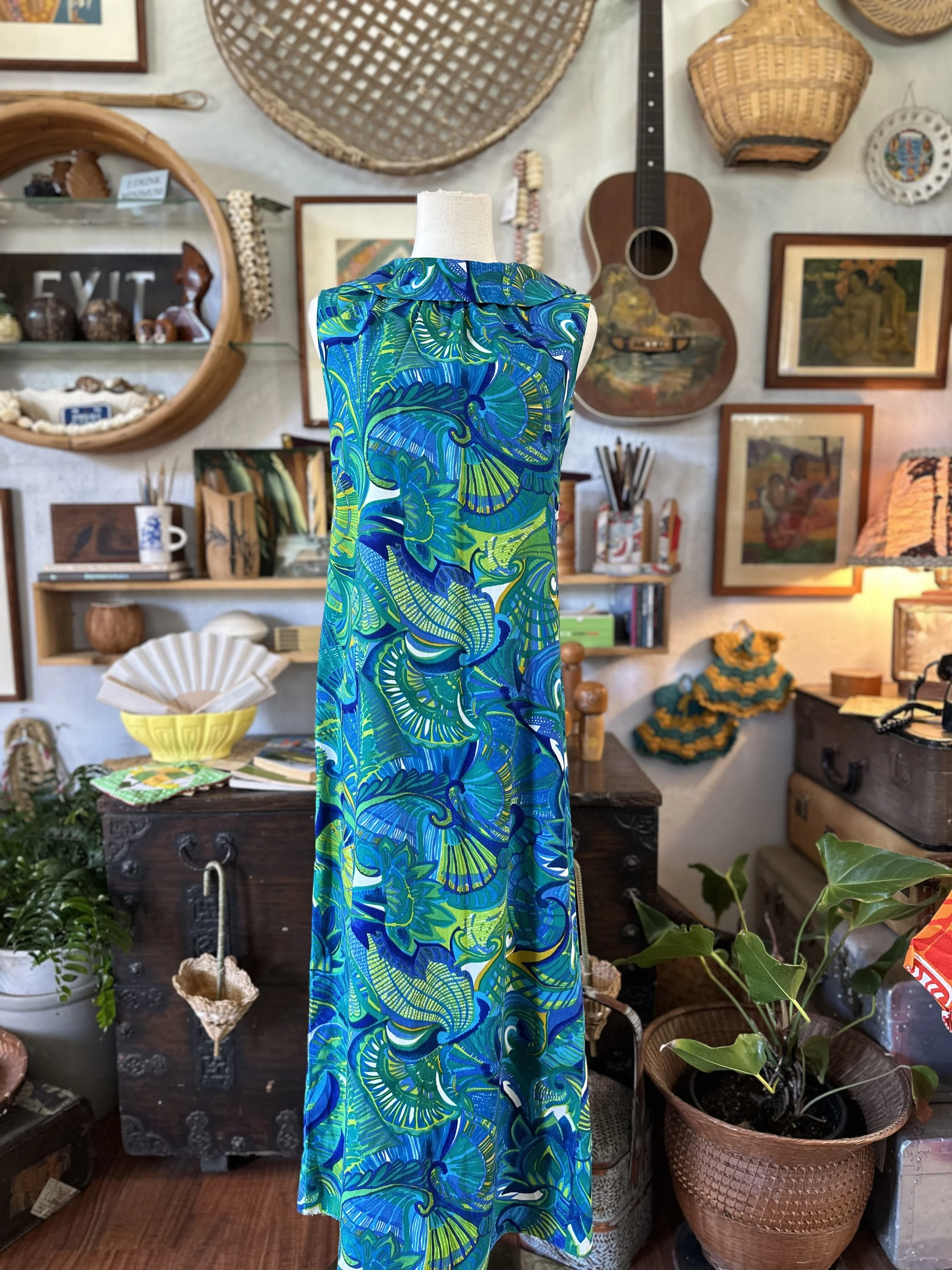 Vintage 70's Tagless mu'umu'u