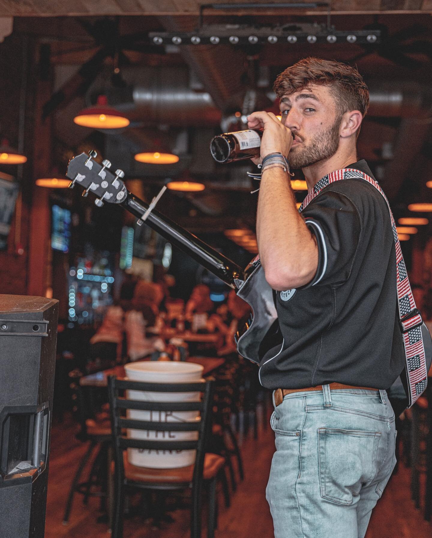 Drink it to the bottom, Smoke em' if you got em!🍻🎸