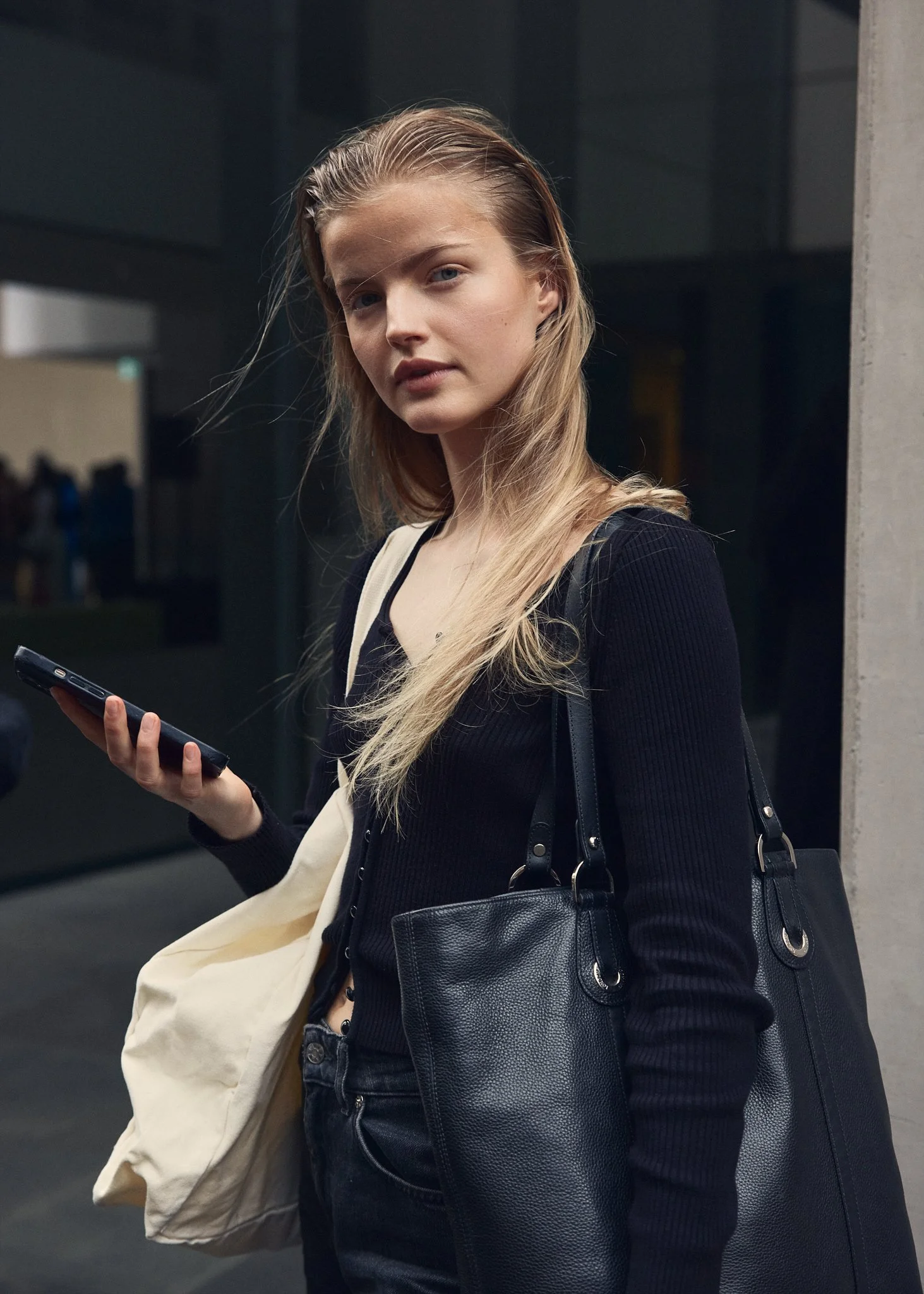 Editorial street style portrait photographed during Fashion Week by Kacper Czerniak.