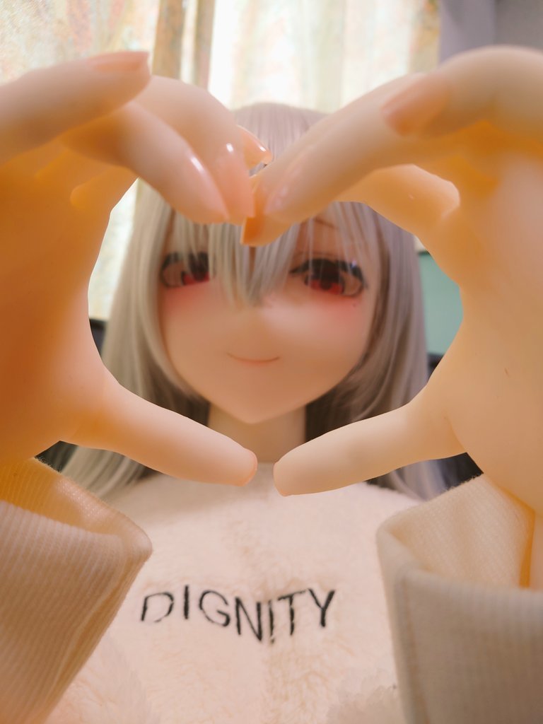 Z~9E[GZWHLK_AC8_F244G.jpg