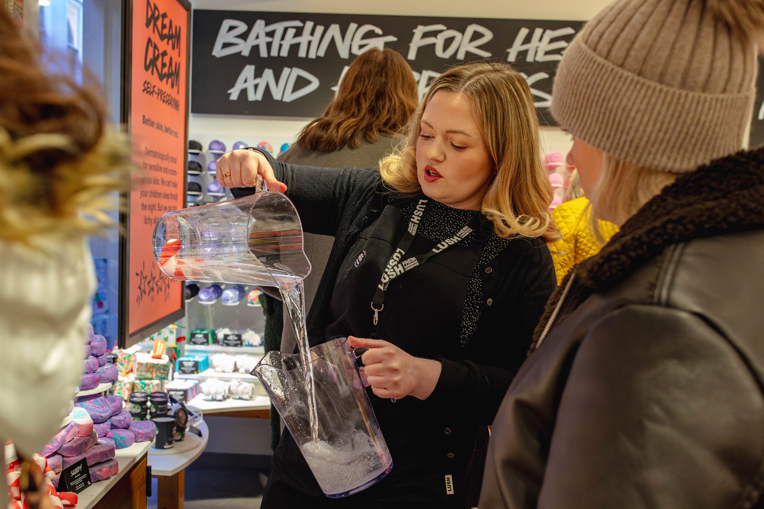 Lush-FionaFinchett-York-22-11-24-313.jpg