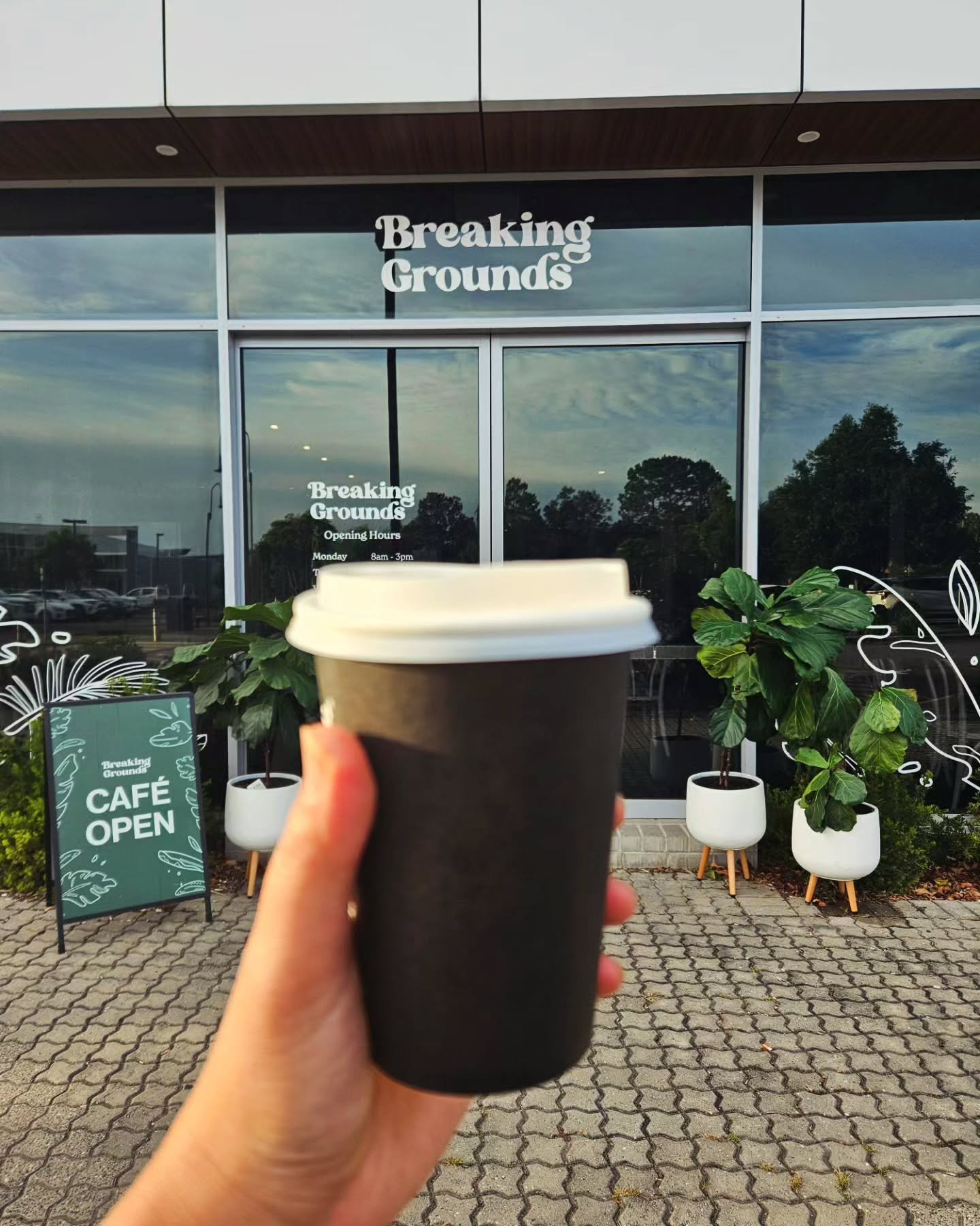 It's Tuesday. Come on in and grab your coffee fix!

7.30am - 4pm ☕️🤗✨️

#coffeelover #centralcoast #cafe