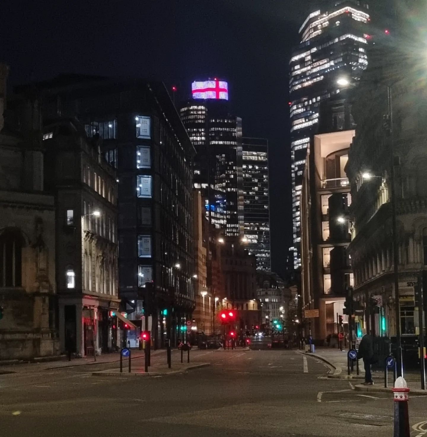 St.George's Day (Night) in the City. #stgeorge #stgeorgesday