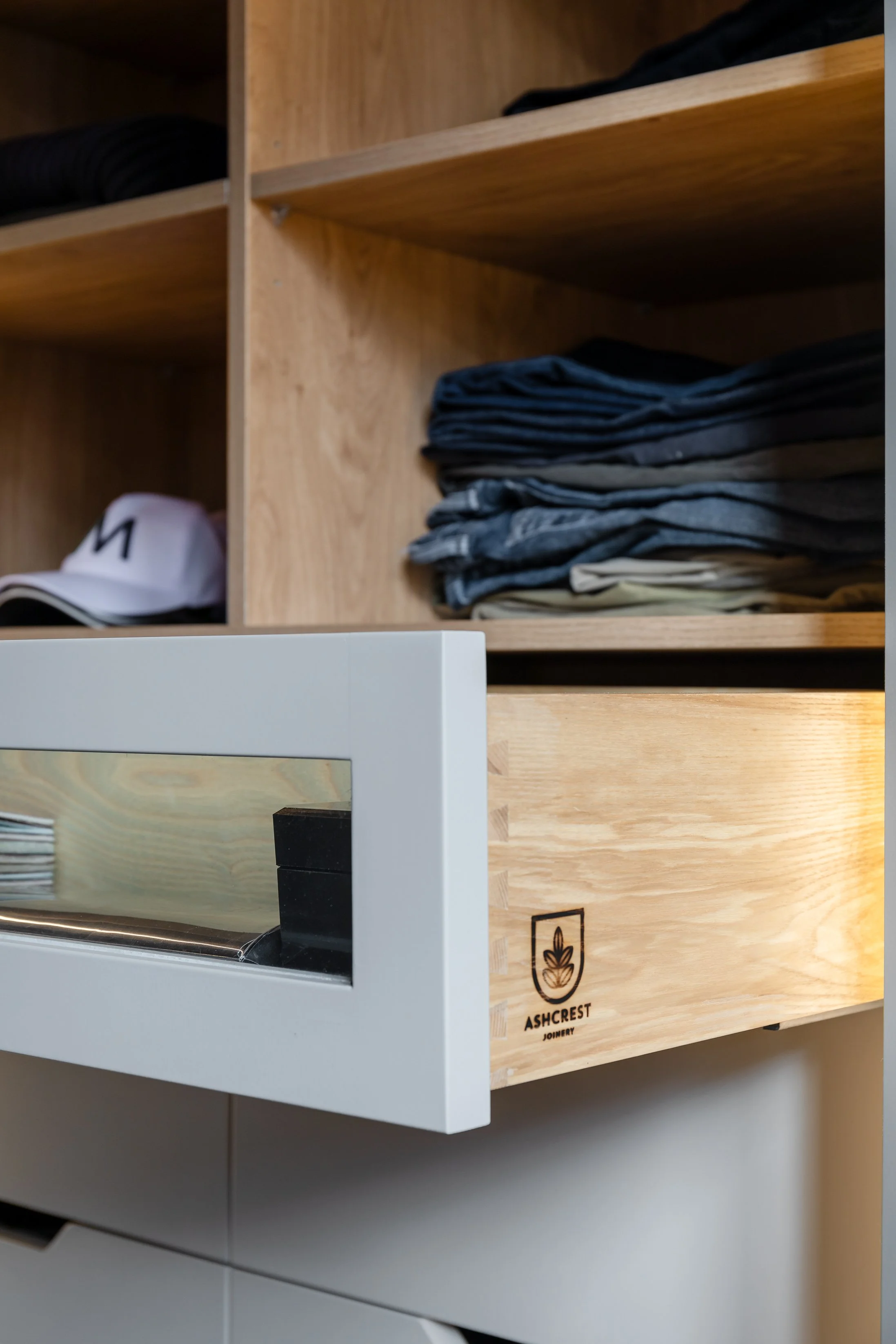 Traditional Made-to-Measure Wardrobes in Winchester, Hampshire