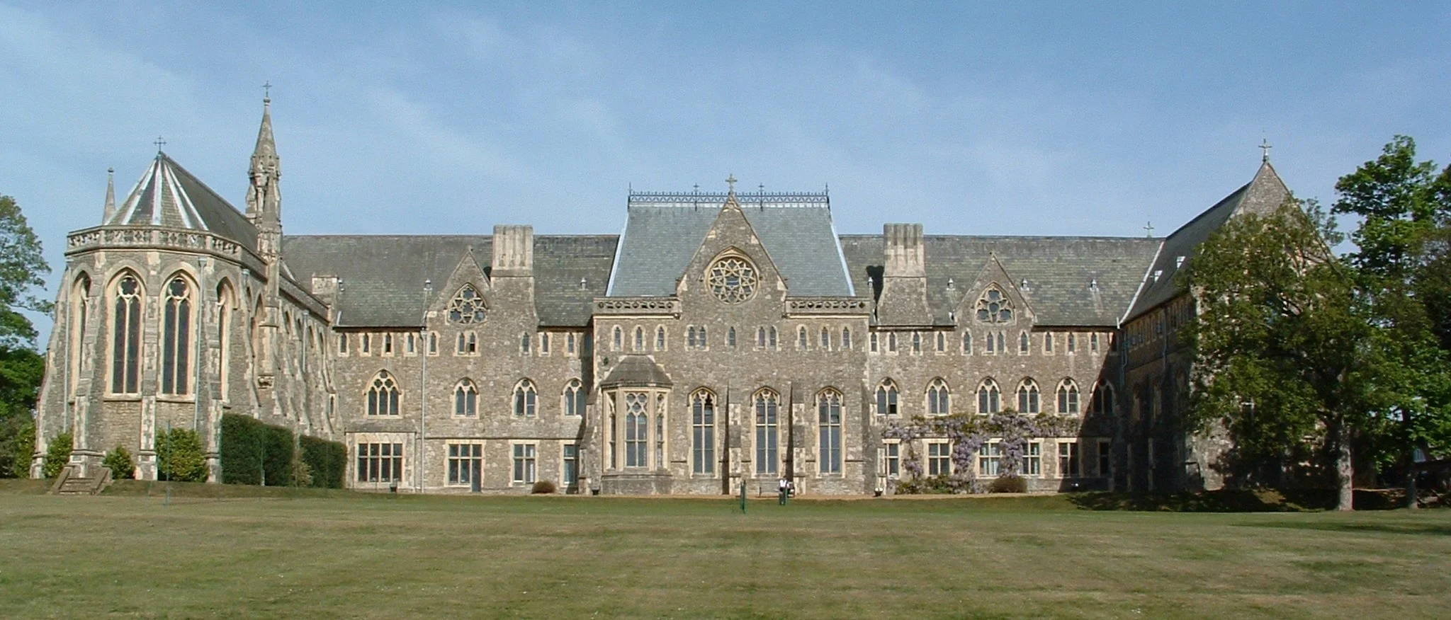 St_Edmunds_School_Canterbury2.jpg