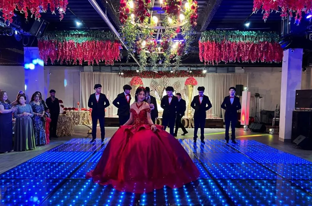 GALLERY — The Grand Ivy Point