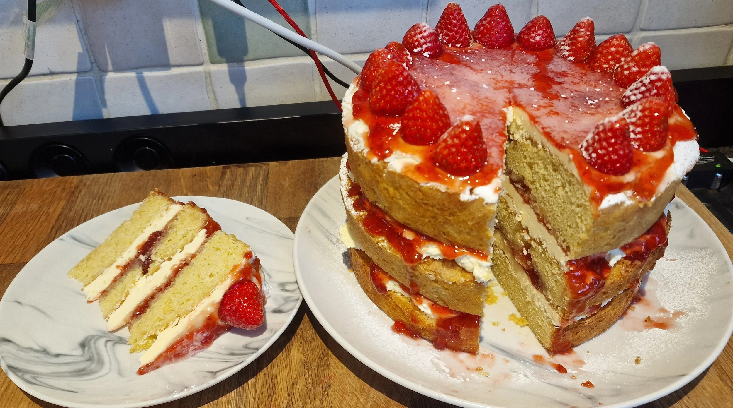 3 Layer Strawberry and Vanilla Sponge with Fresh Strawberries