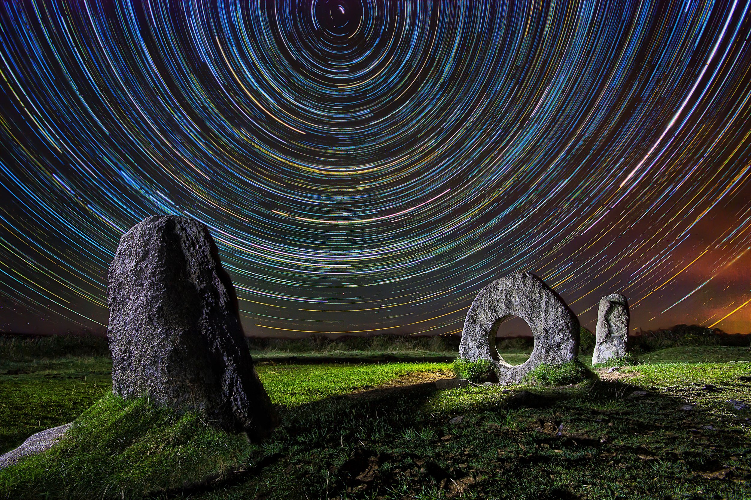 Men An Tol Startrail 001 copy.jpg