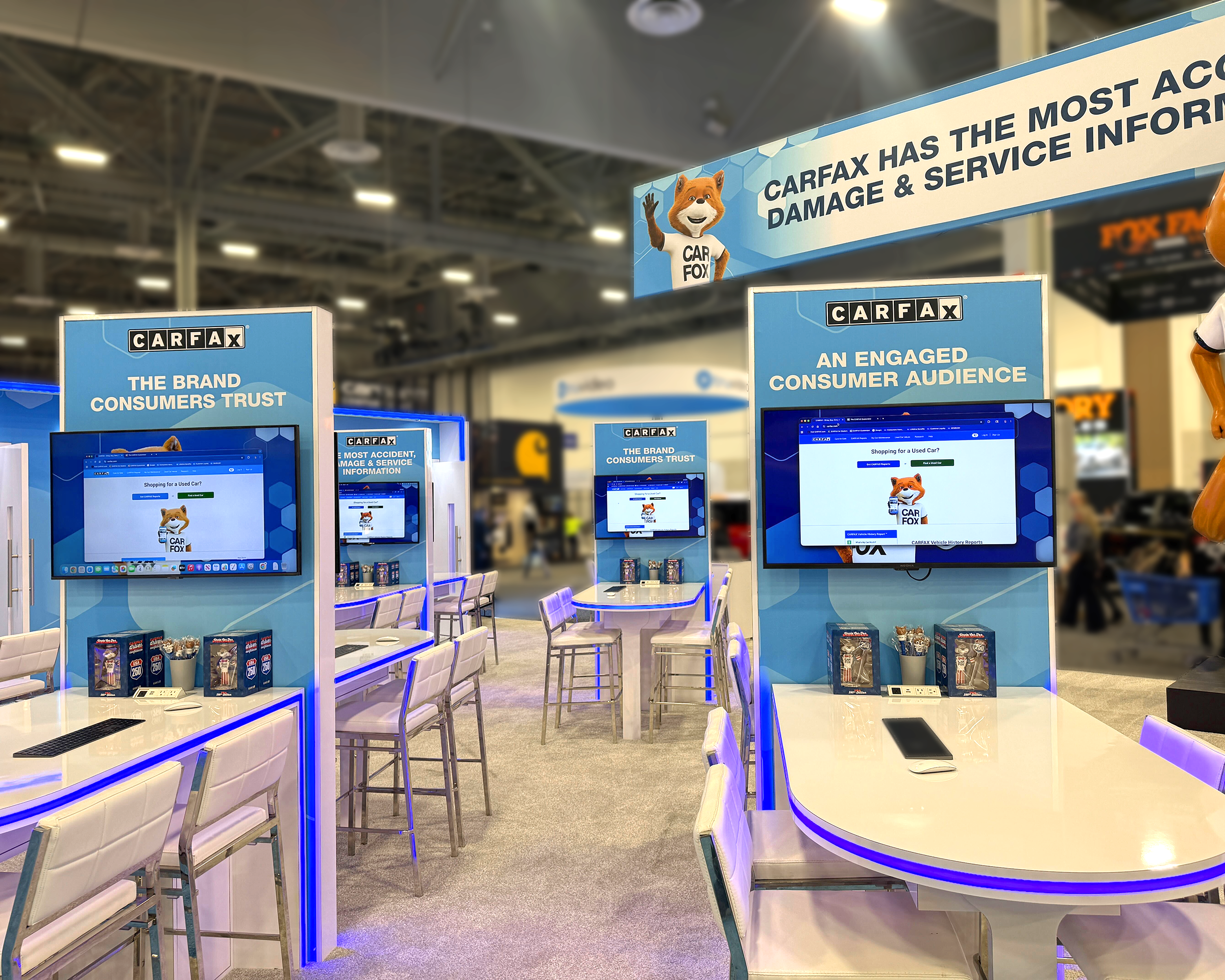 Demo Stations & Hanging Banner