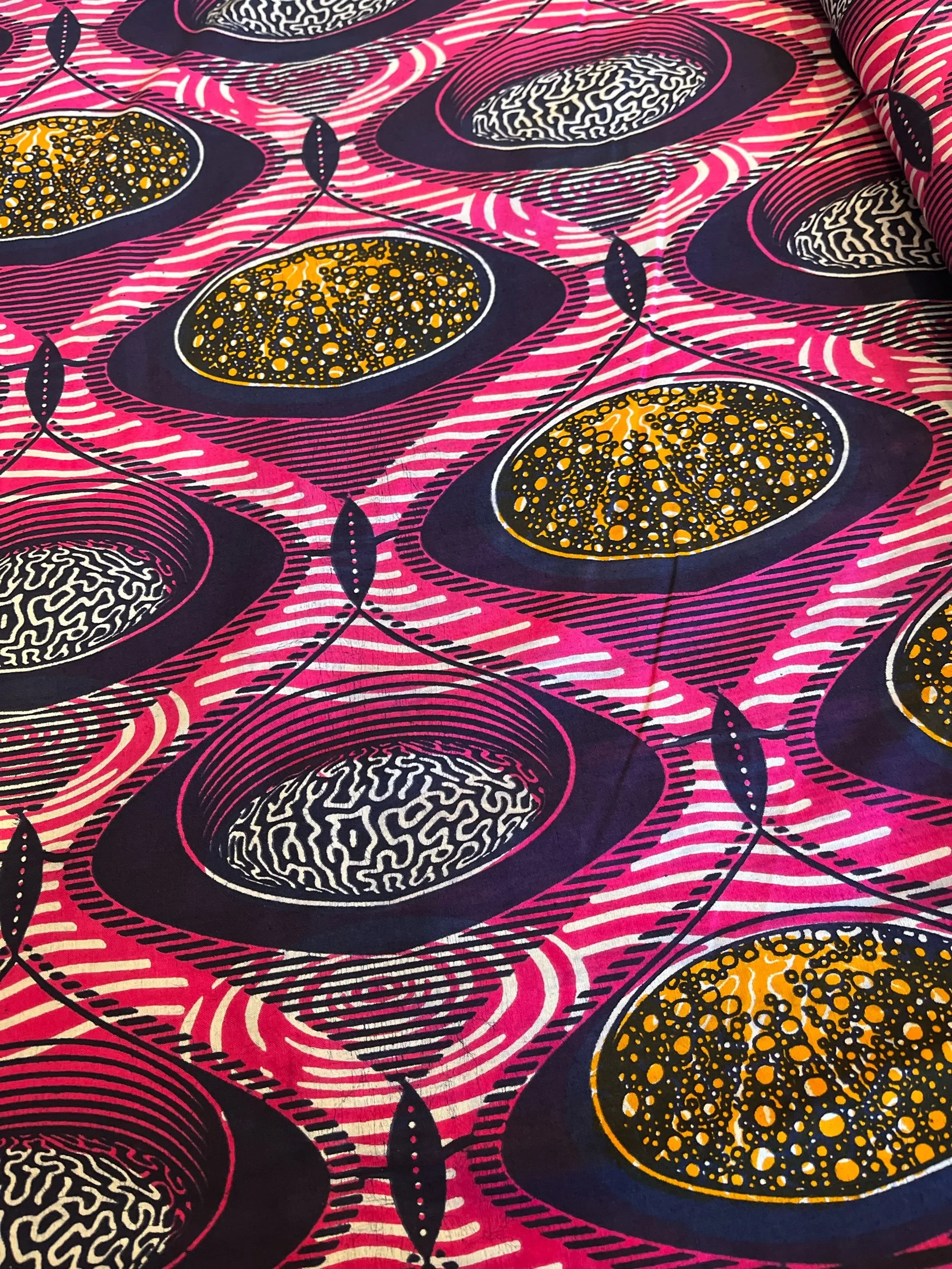 Robert Kaufman Uniwax Prints from the Ivory Coast - Hot Pink