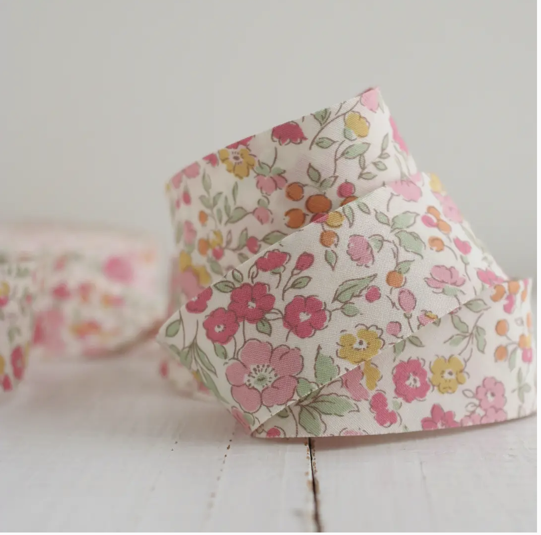 2.5" Bias Quilt Binding - Pink Floral