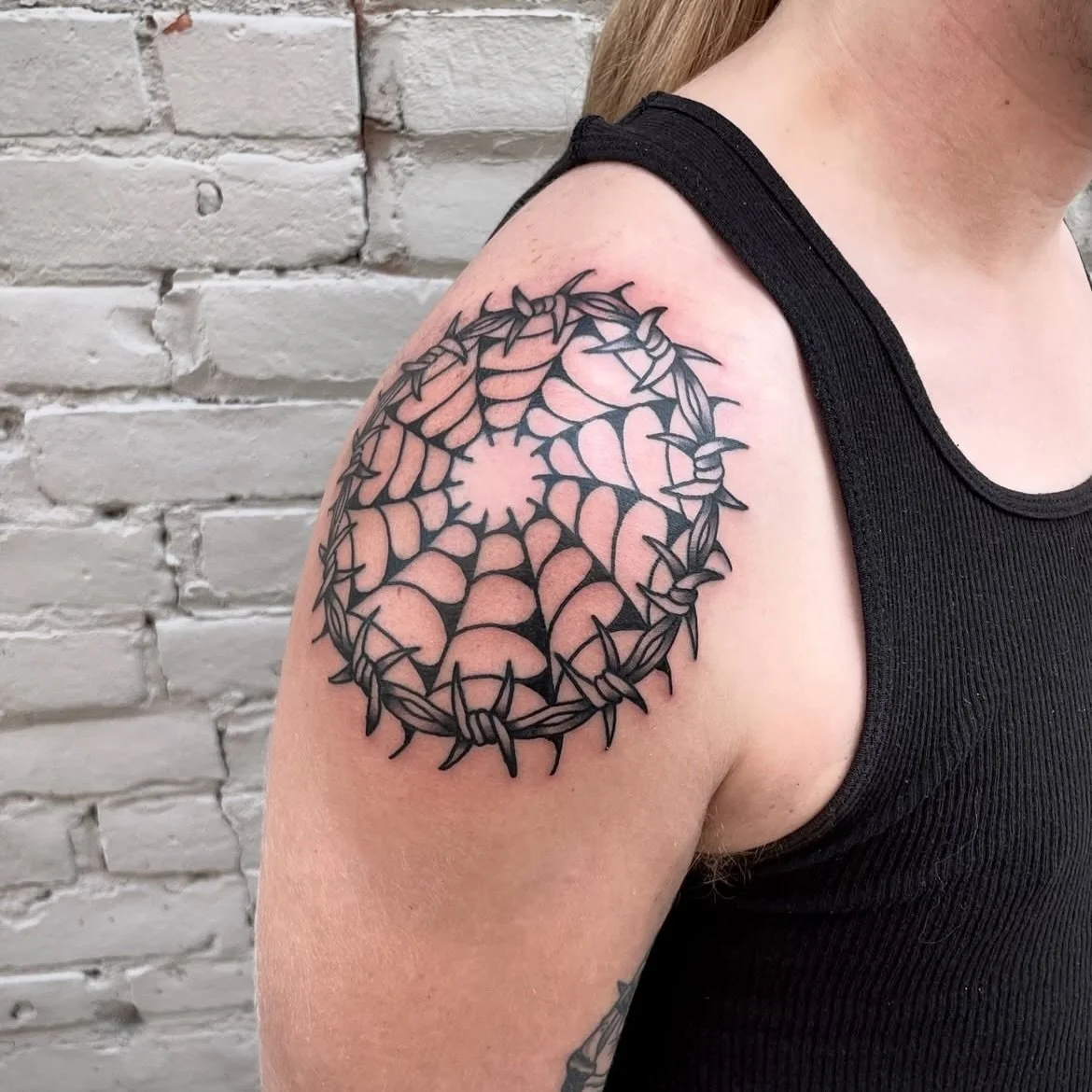 Web by @_andrew.mcdonald_ To book with Andrew, message him directly.

#tattoo #kelowna #kelownabc #kelownatattoo #okanagan #okanaganbc #okanagantattoo #okanagan #kelownaliving #okanaganlife #okanaganlifestyle #kelownabusiness #traditionaltattoo #cana