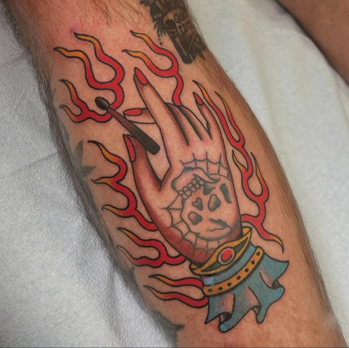 Pyro hand by @loucifer.tattoo To book with Lou, message him directly.

#kelowna #kelownabc #kelownatattoo