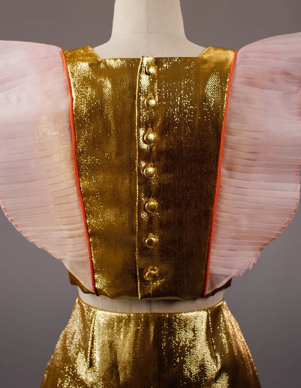 Gold_Butterfly_Back_Buttons_Detail_web.jpg