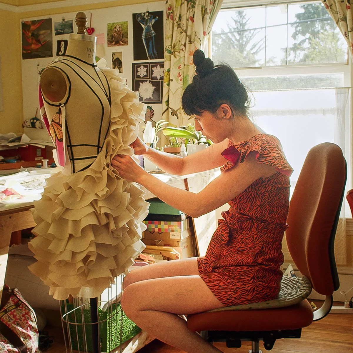 Fuchsia_Lin_creating_in_Studio.jpg