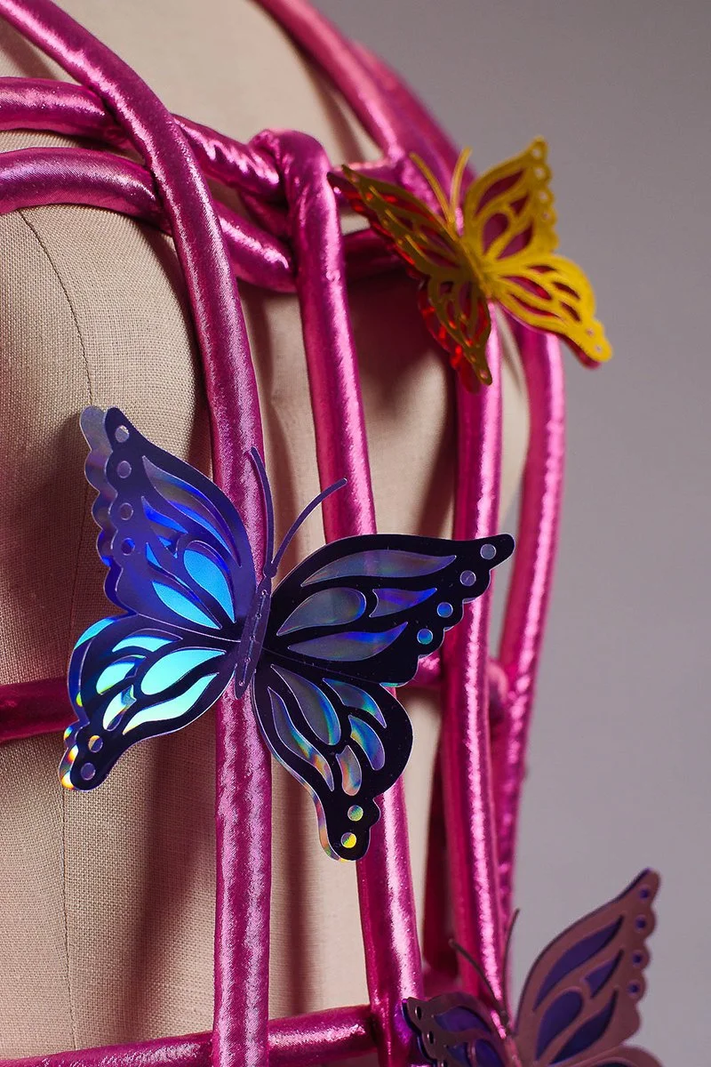 Rose_Trellis_Buttefly_detail_web.jpg